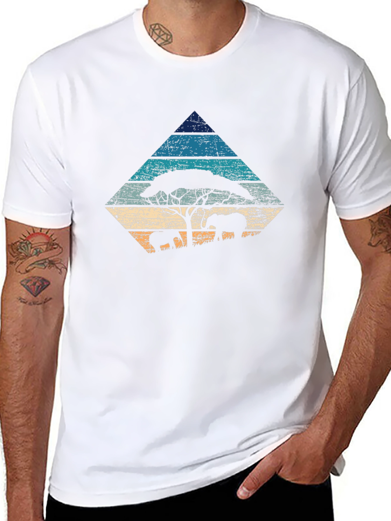 Camiseta Negra con Diseño de la Sabana Africana