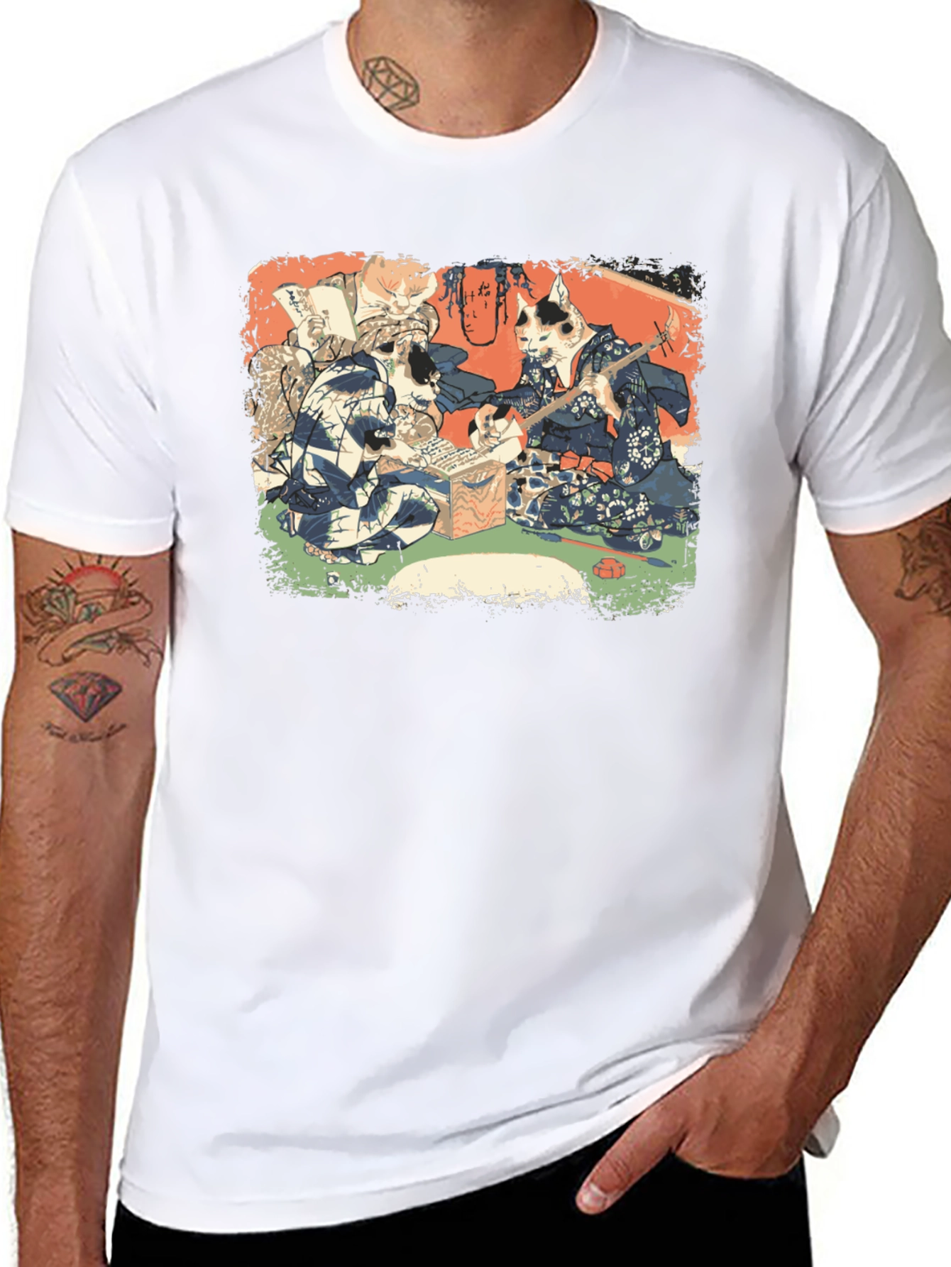 Camiseta Negra con Estampado Artístico de Gatos Japoneses