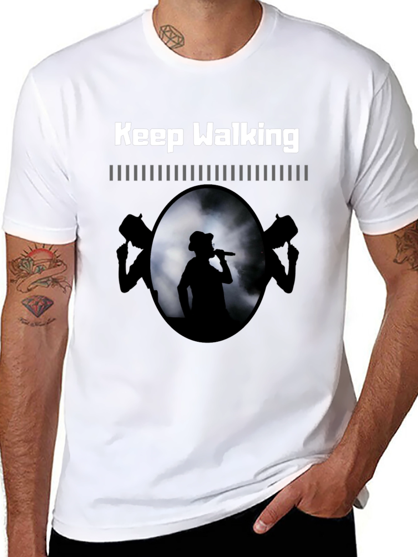 Camiseta Negra Keep Walking con Diseño de Concierto