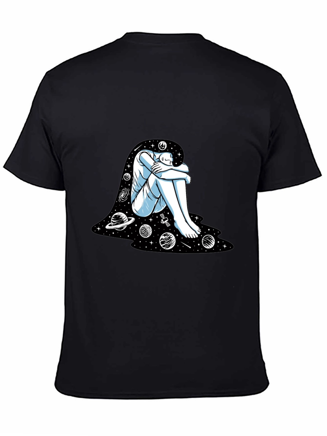 Camiseta Negra con Diseño Espacial Abstracto
