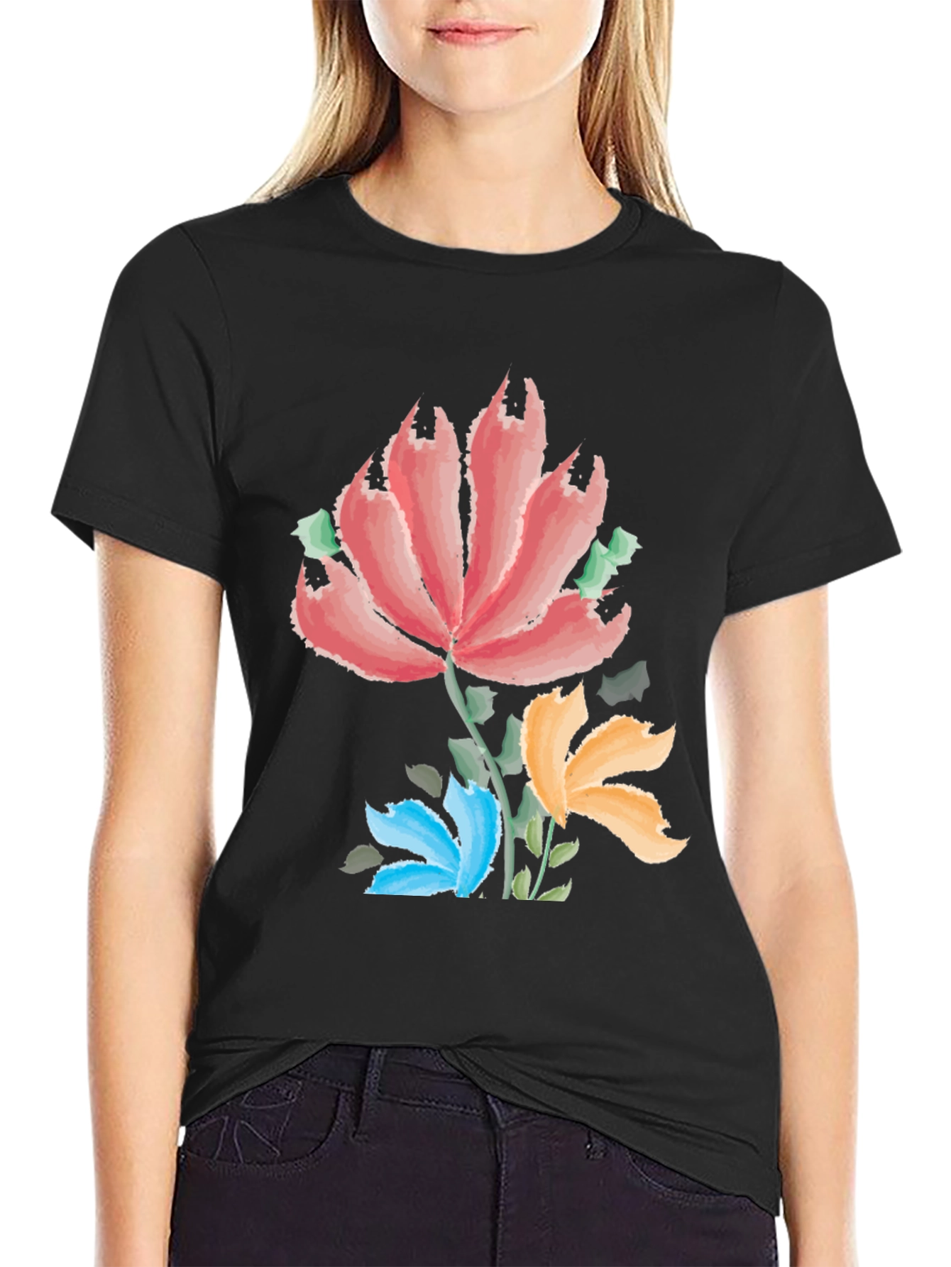 Camiseta Negra con Estampado Floral Artístico