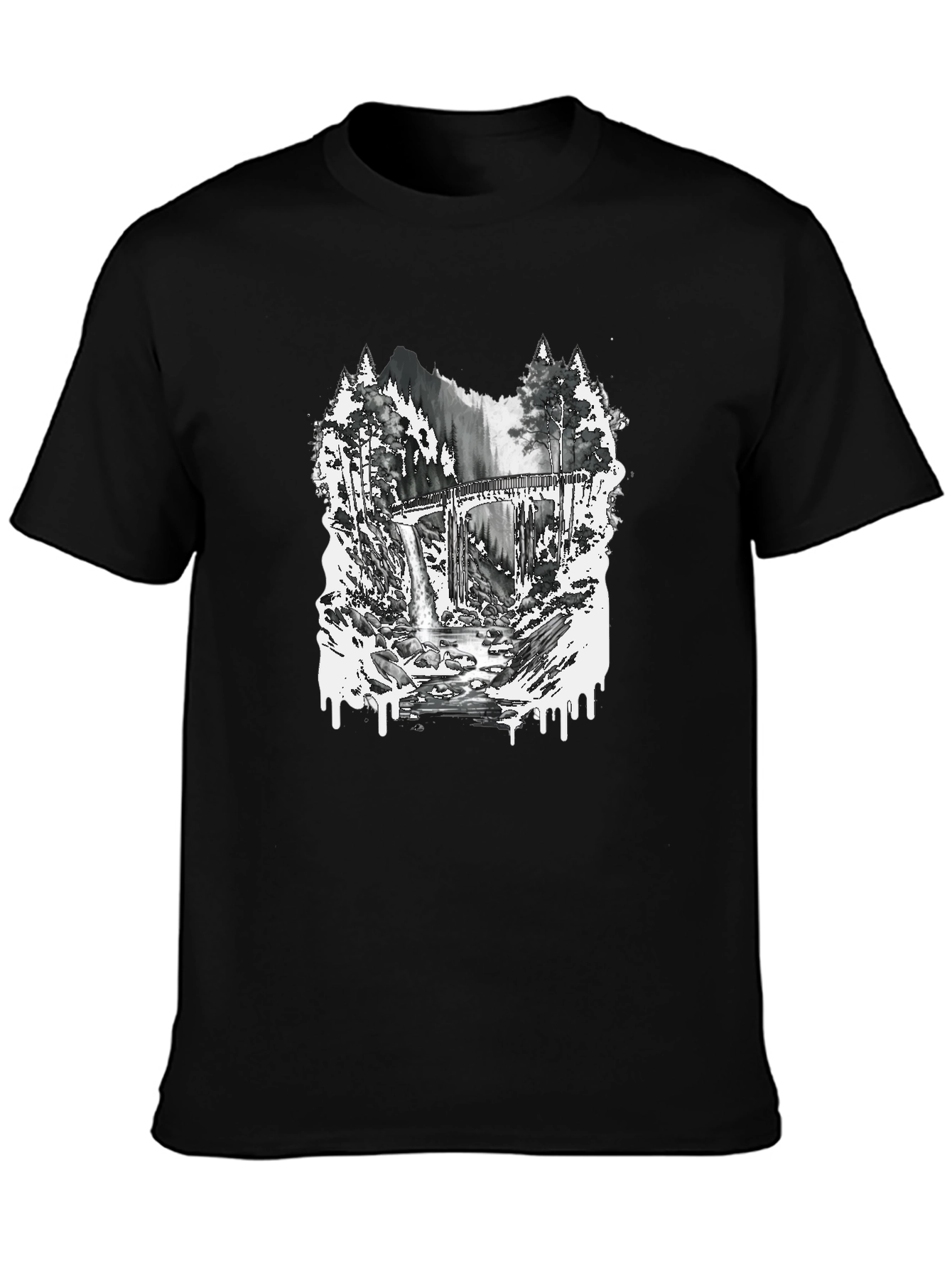 Camiseta Negra con Diseño de Bosque y Puente