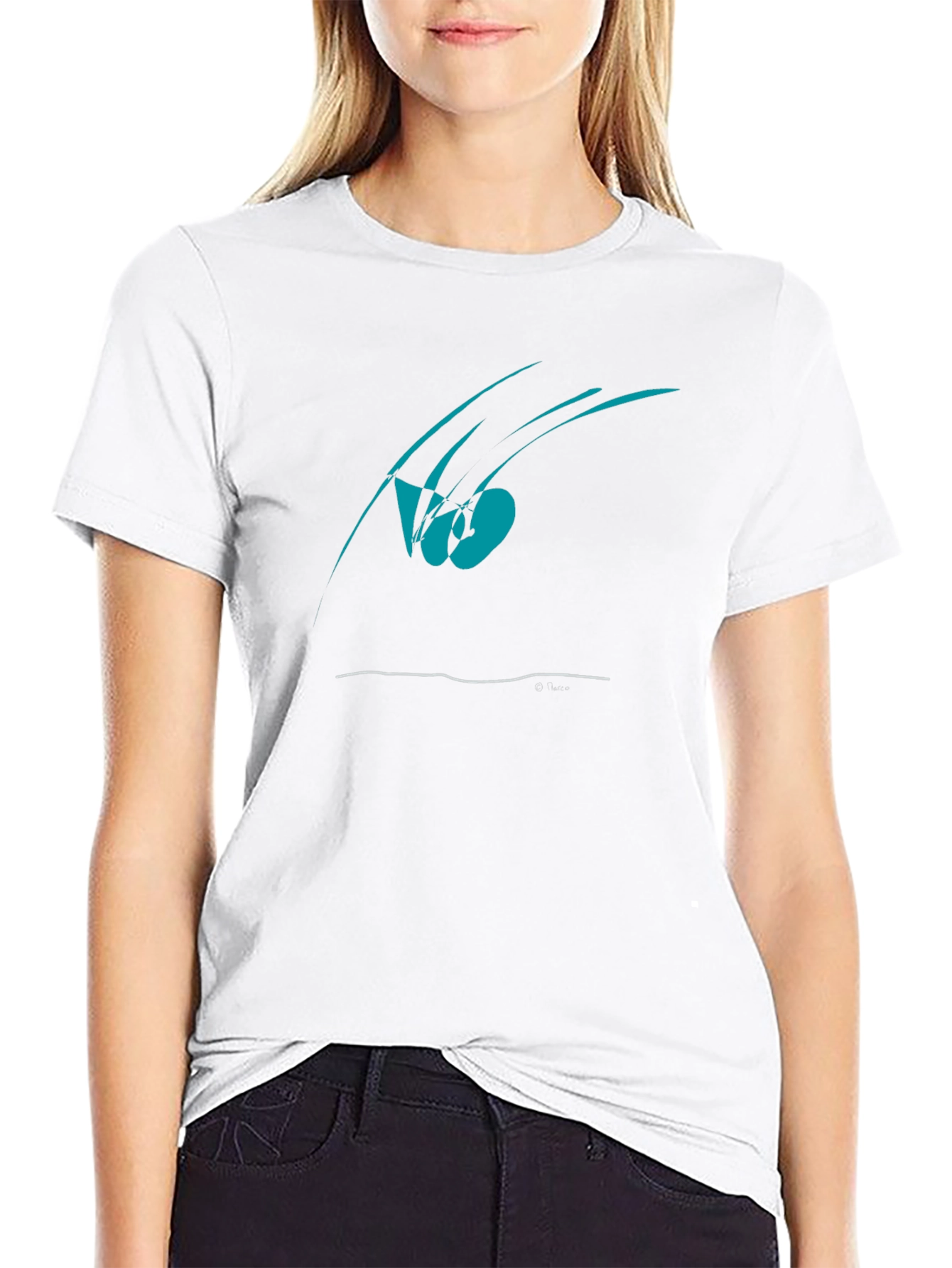 Camiseta Negra Diseño Abstracto Moderno