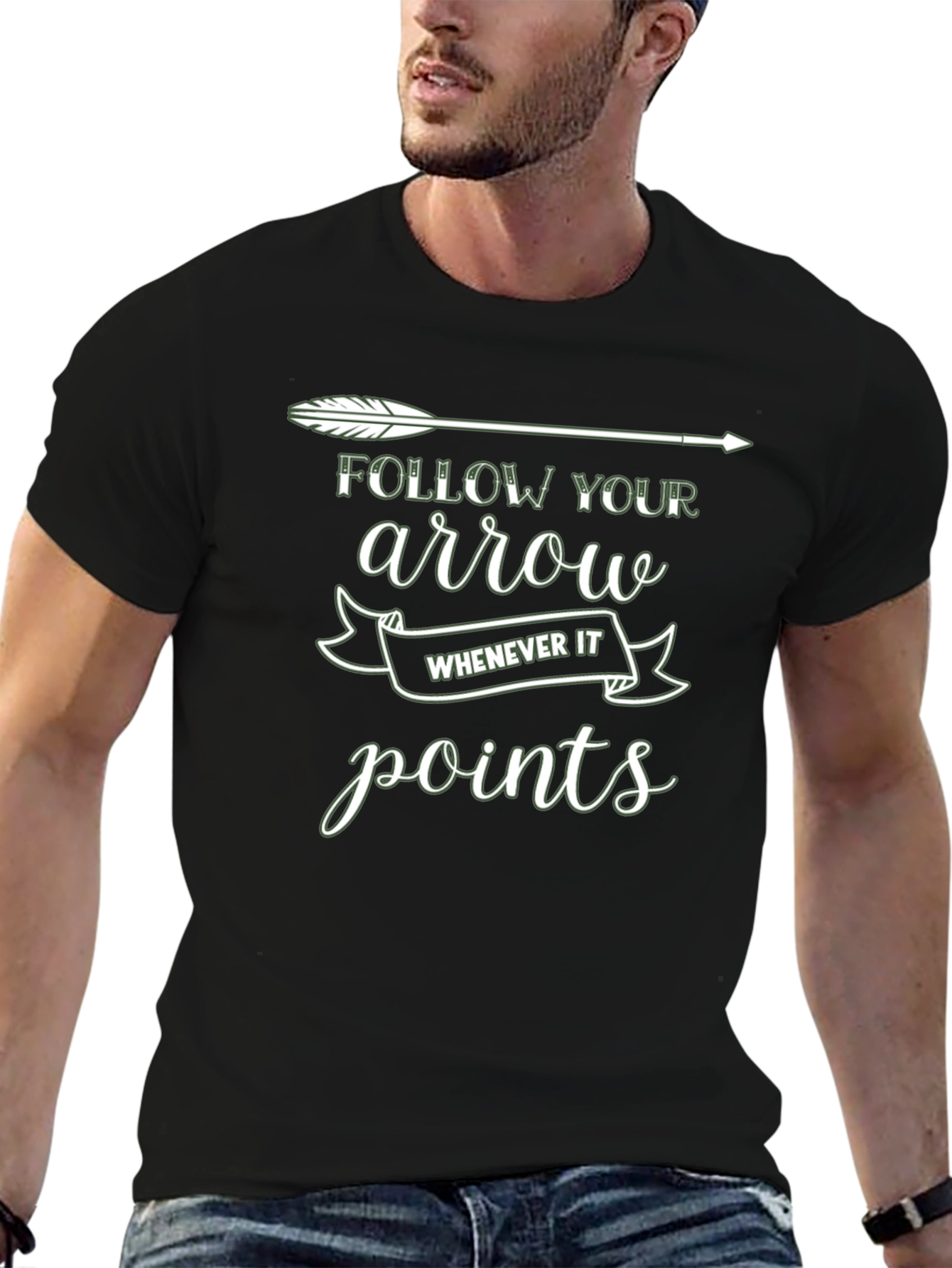 Camiseta Negra con Diseño de Flecha Inspirador