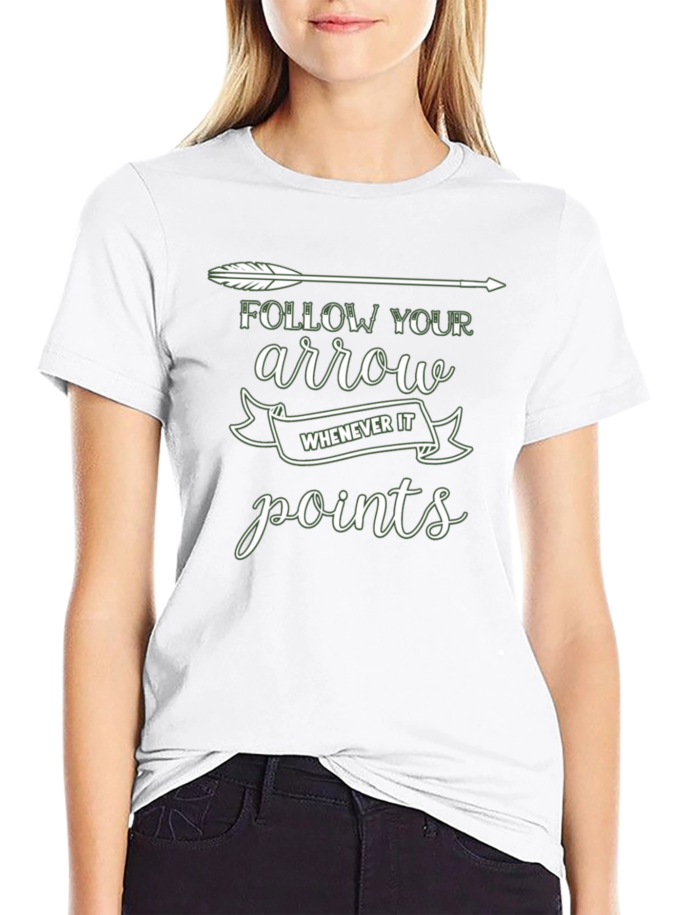 Camiseta Negra con Diseño de Flecha Inspirador