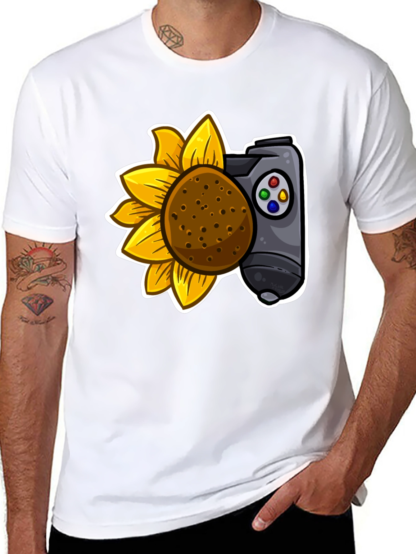 Camiseta Negra con Girasol y Mando de Videojuegos