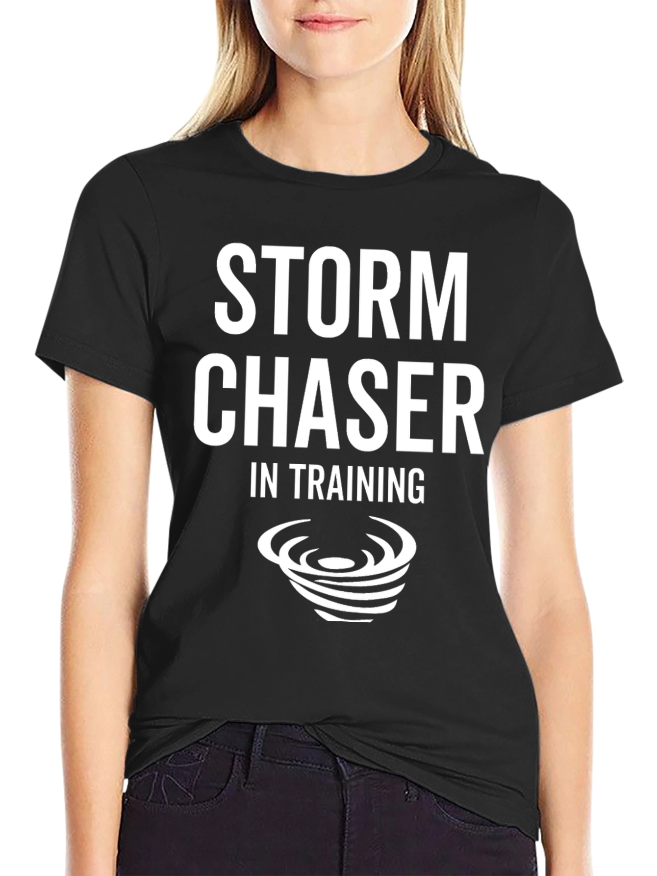 Camiseta Negra Storm Chaser in Training