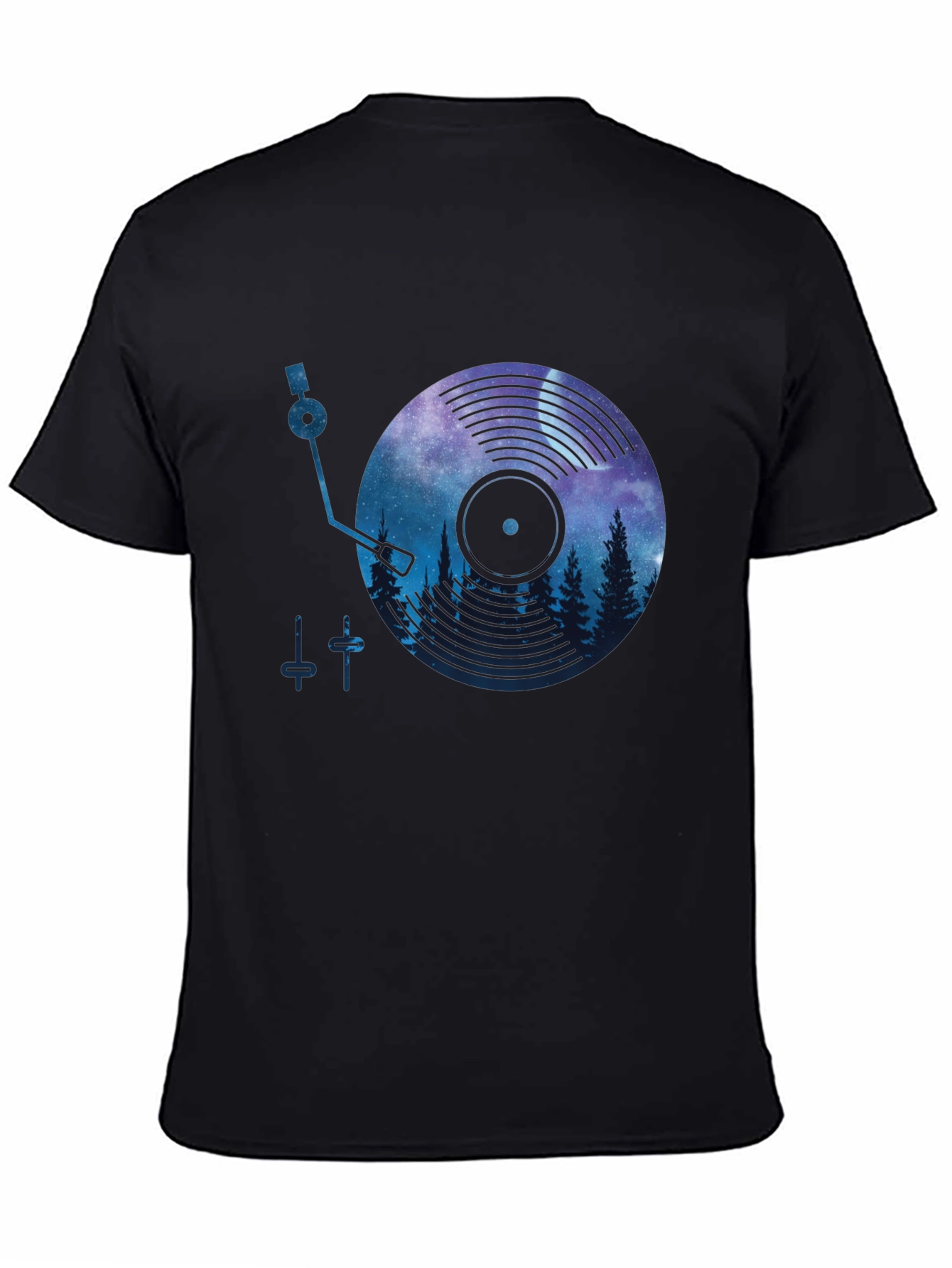 Camiseta Negra con Diseño de Vinilo y Paisaje Nocturno