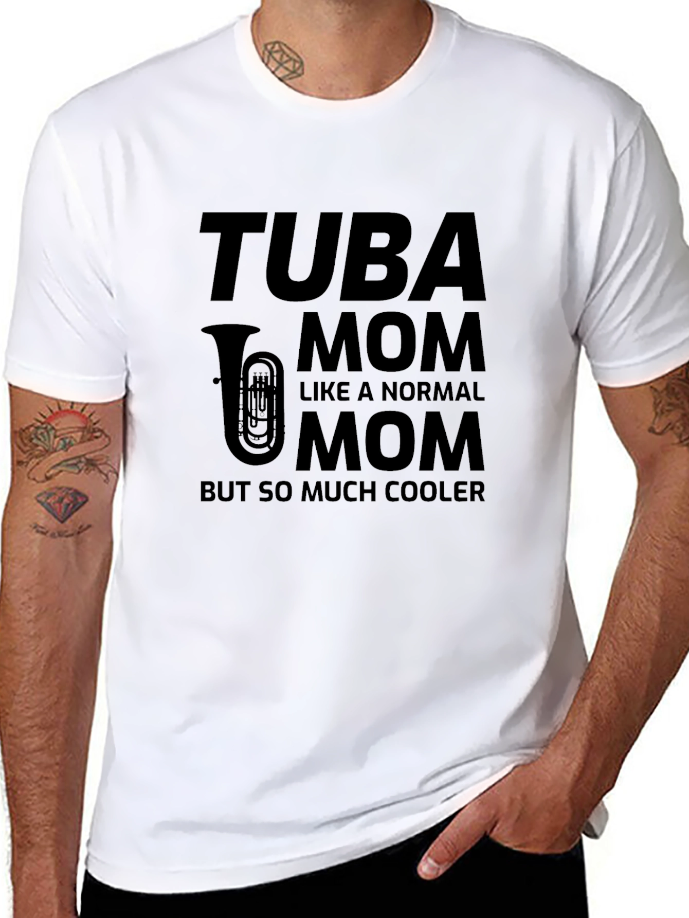 Camiseta Negra Tuba Mom: Para Mamás con Estilo