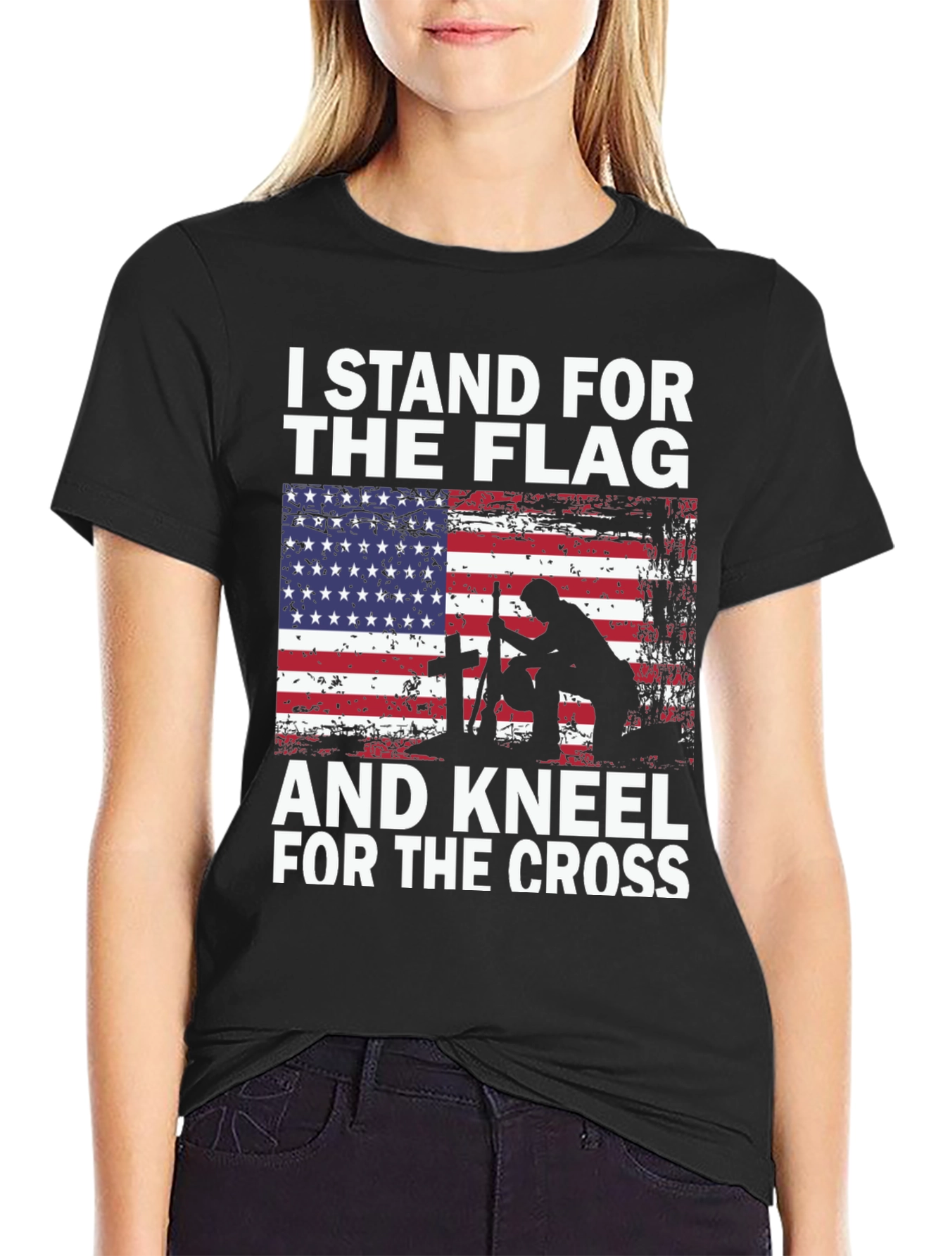 Camiseta Patriótica: Bandera y Cruz