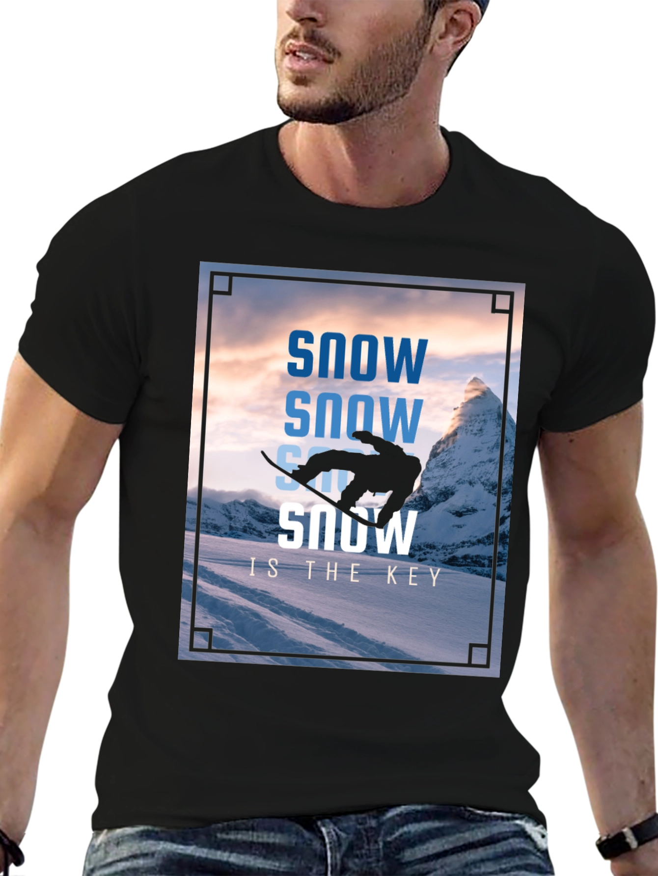 Camiseta Negra Estampada Snow Is The Key