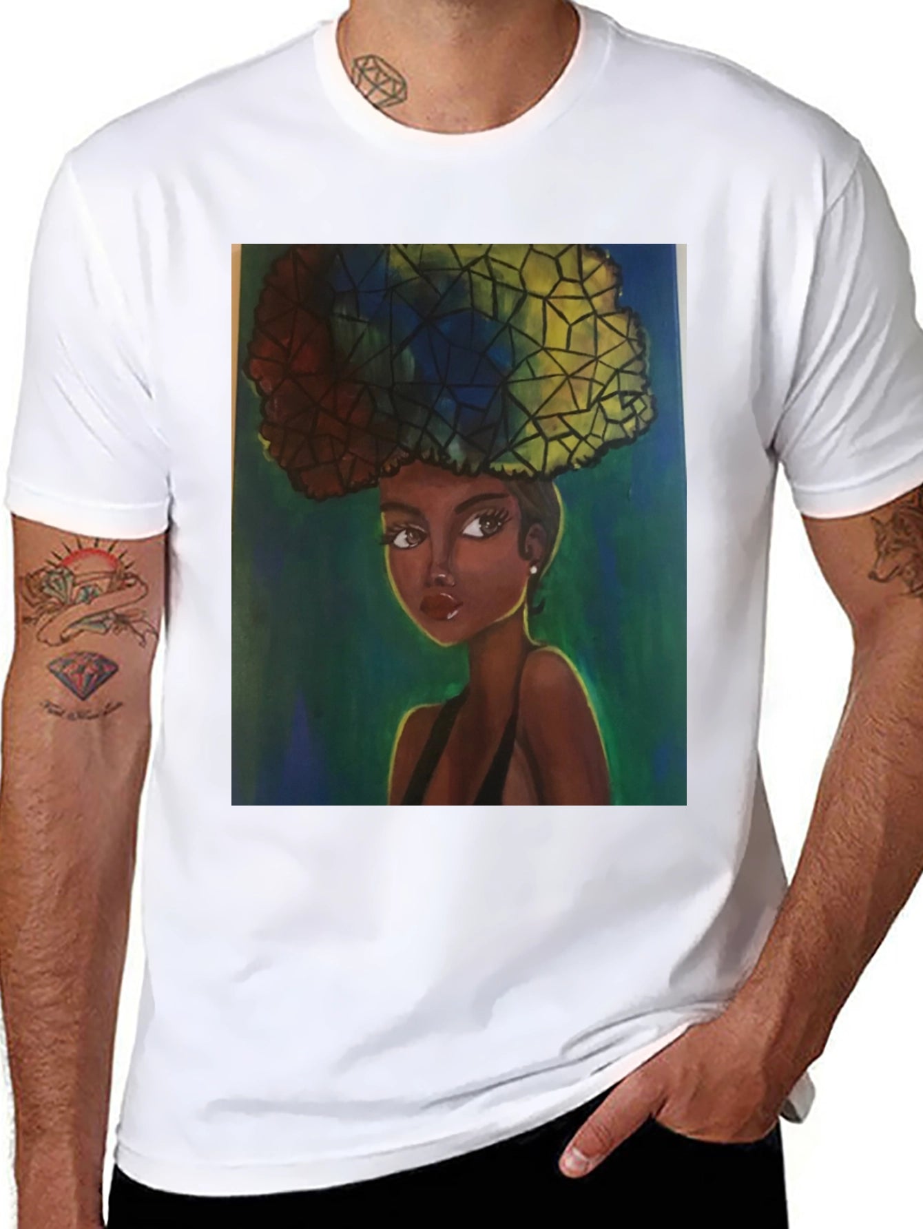 Camiseta Negra con Ilustración Artística de Mujer