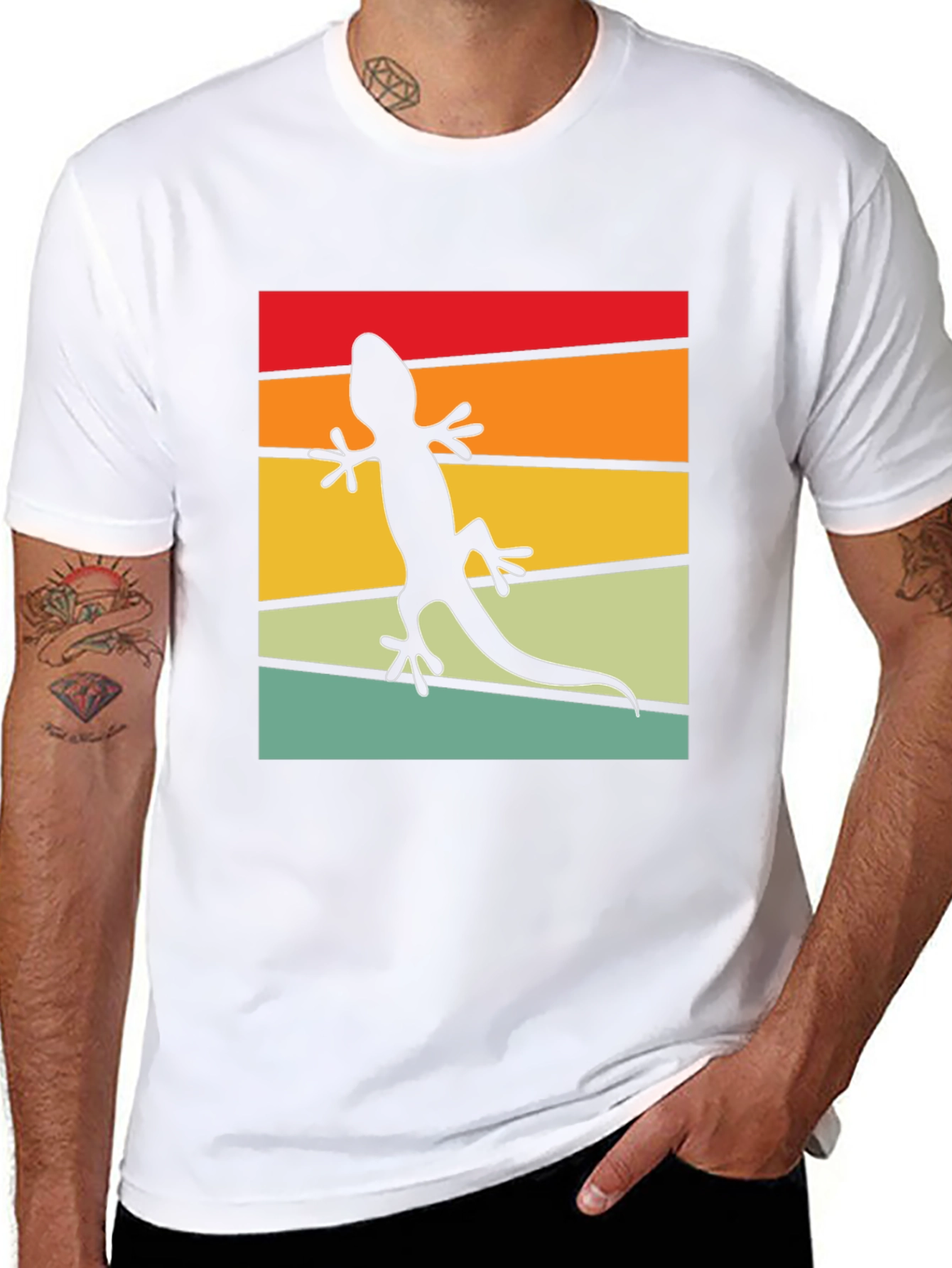Camiseta Negra con Diseño de Gecko Retro