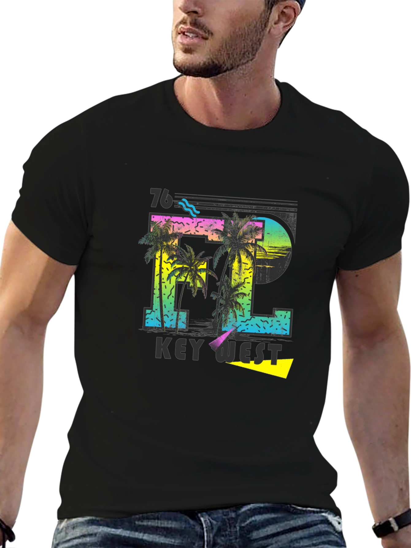 Camiseta Negra con Diseño Tropical Key West