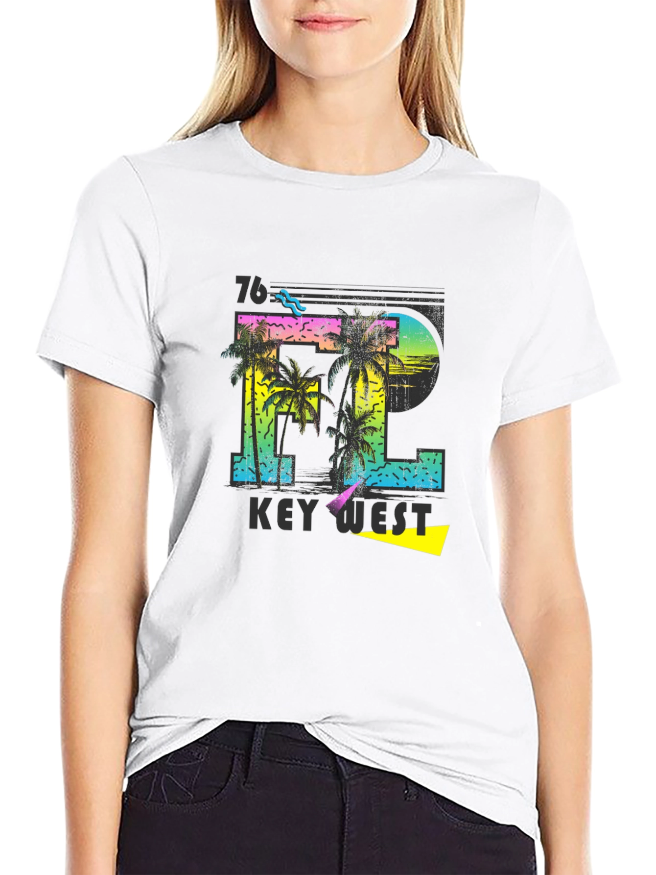 Camiseta Negra con Diseño Tropical Key West