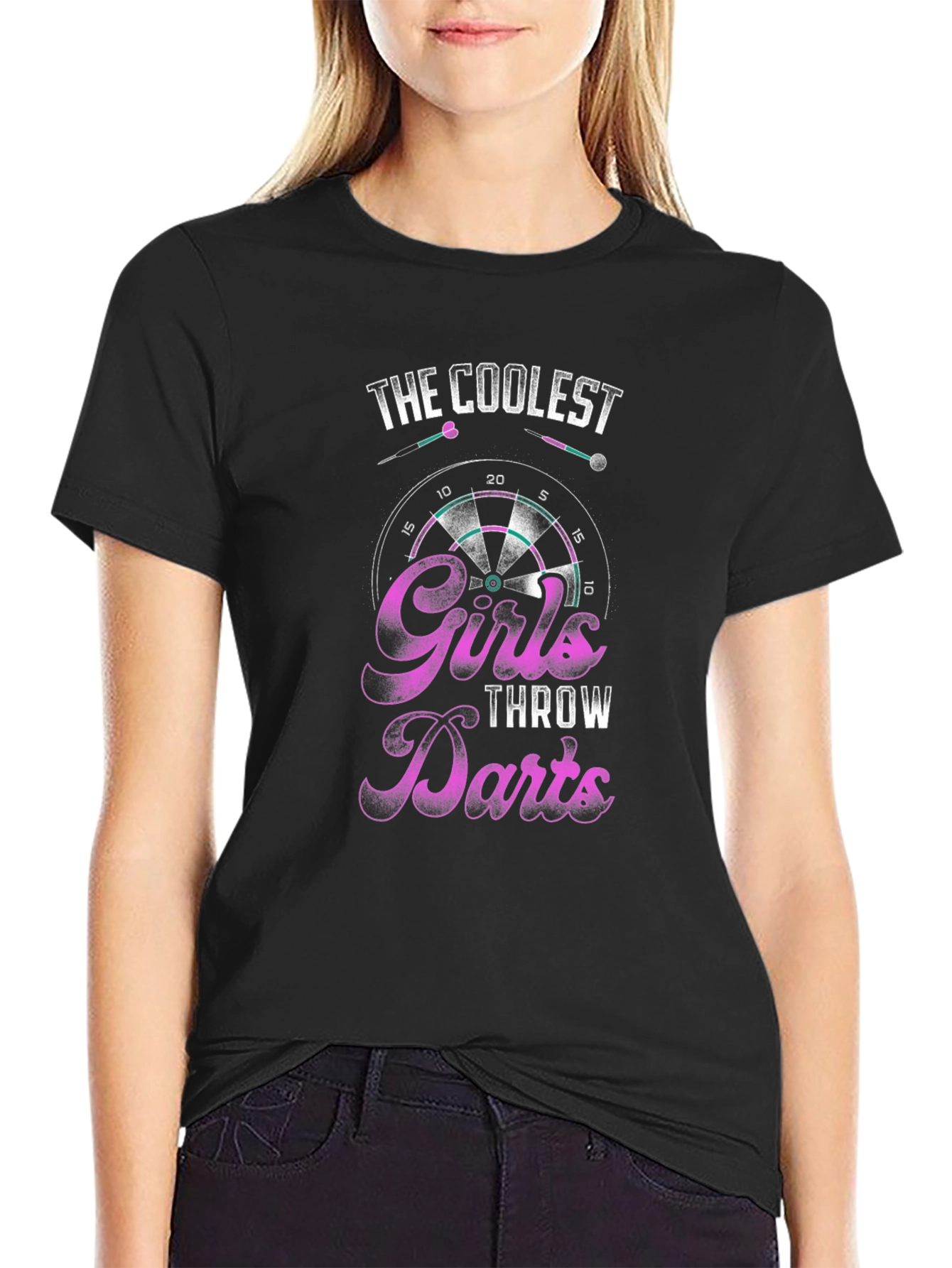 Camiseta Negra The Coolest Girls Throw Darts