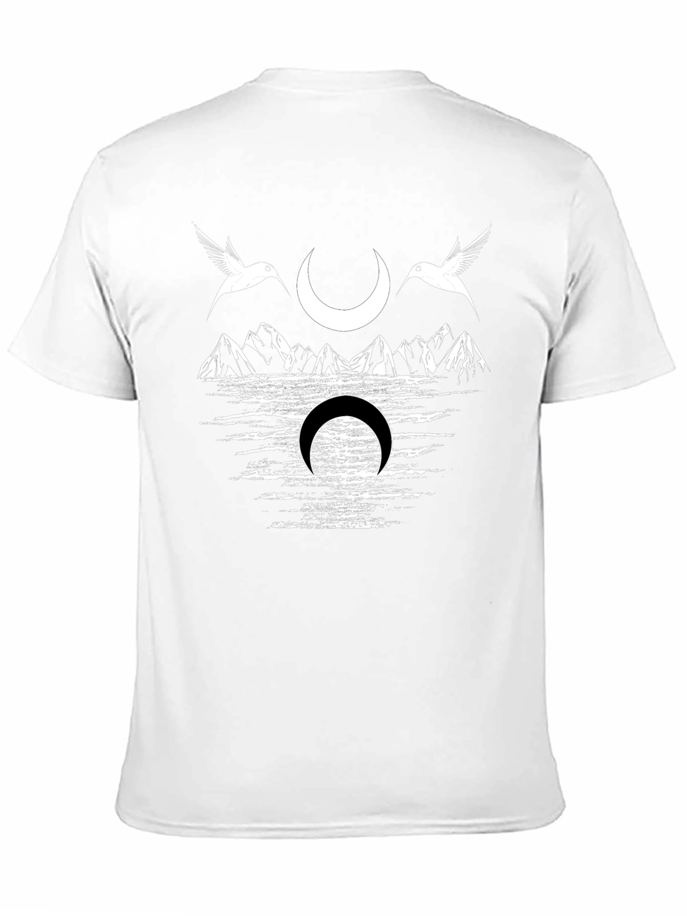 Camiseta Negra con Diseño de Aves y Luna