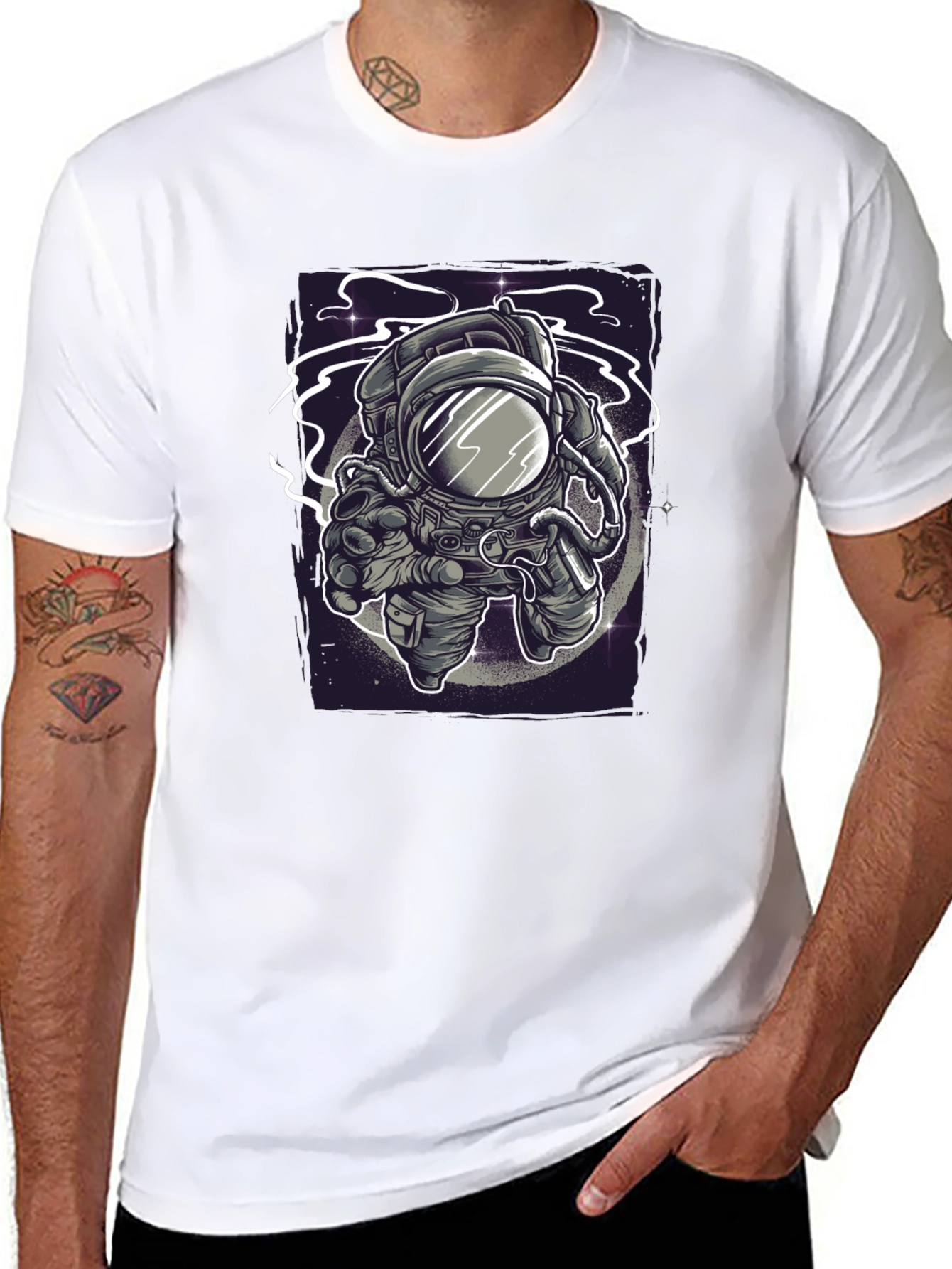 Camiseta Negra Estampado Astronauta