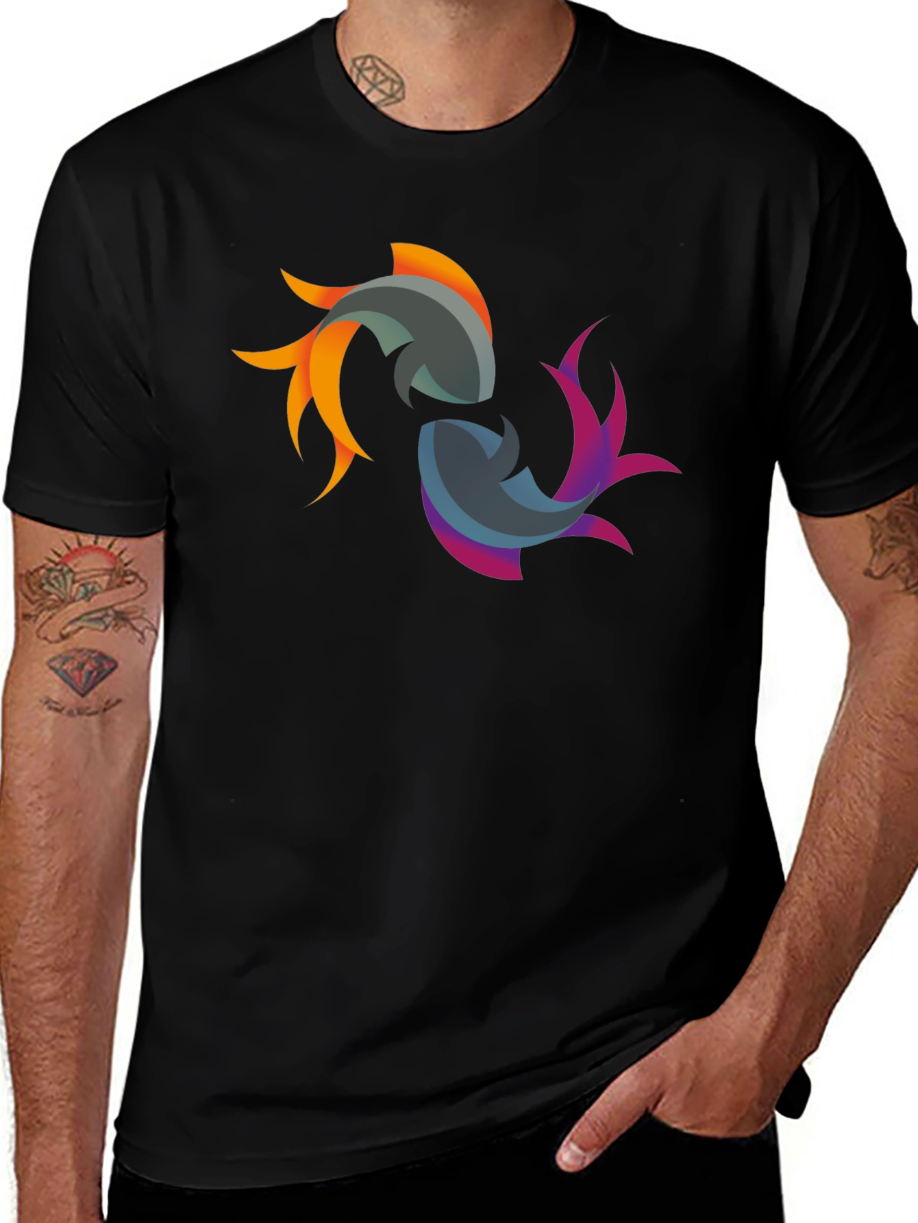 Camiseta Negra con Diseño de Peces Abstractos