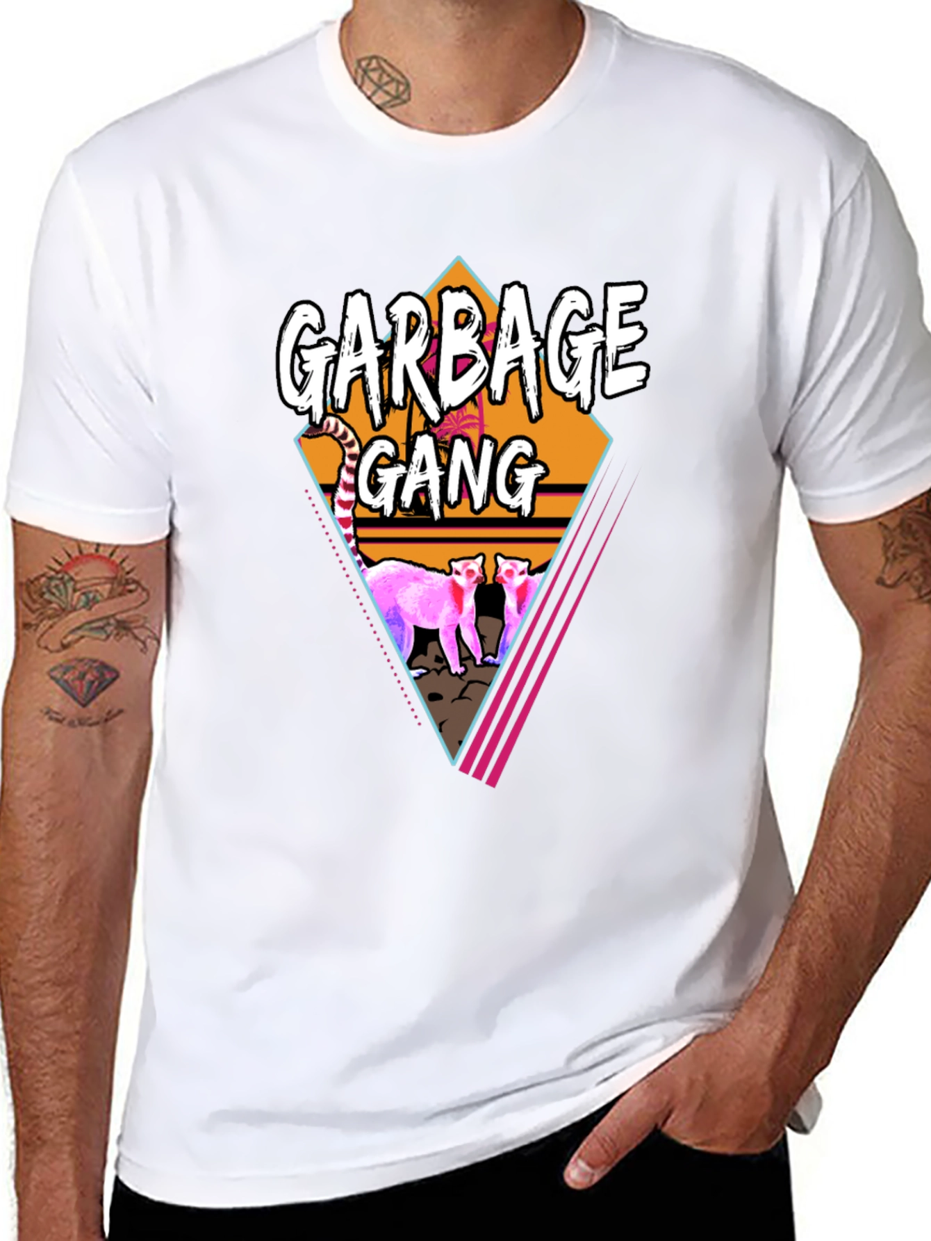Camiseta Negra Garbage Gang Retro