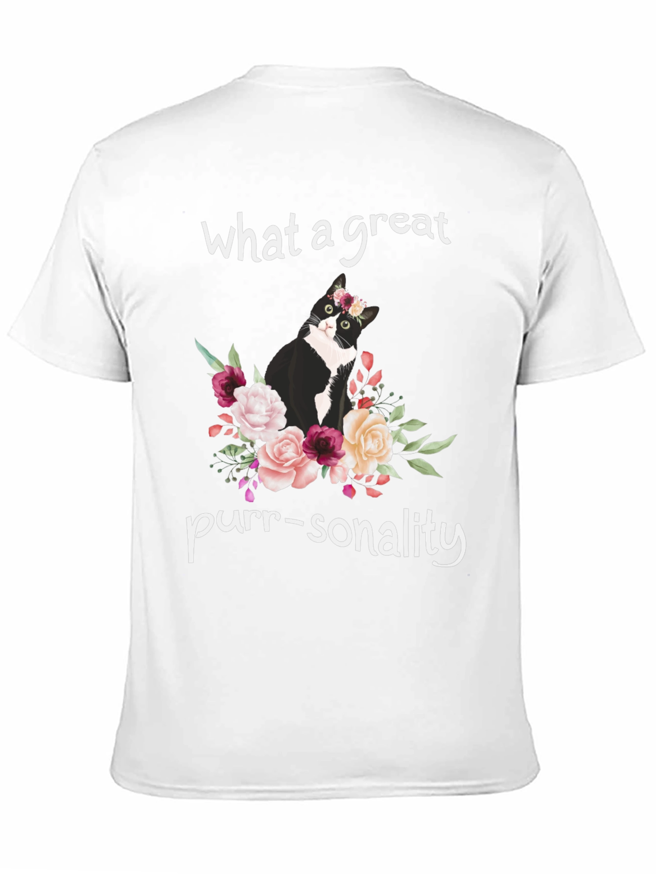 Camiseta Negra con Gato Floral - ¡Personalidad Felina!