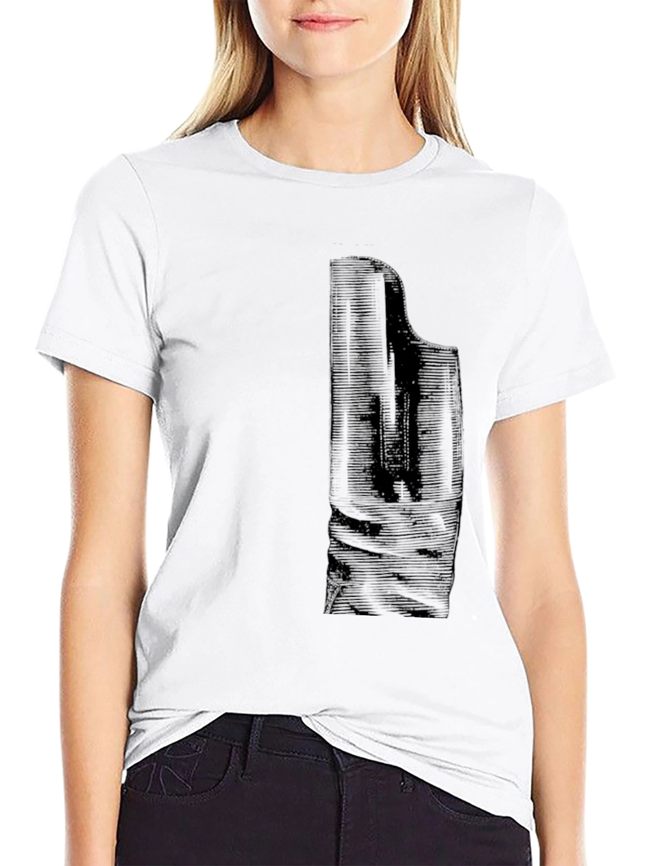 Camiseta Negra con Diseño Abstracto Elegante