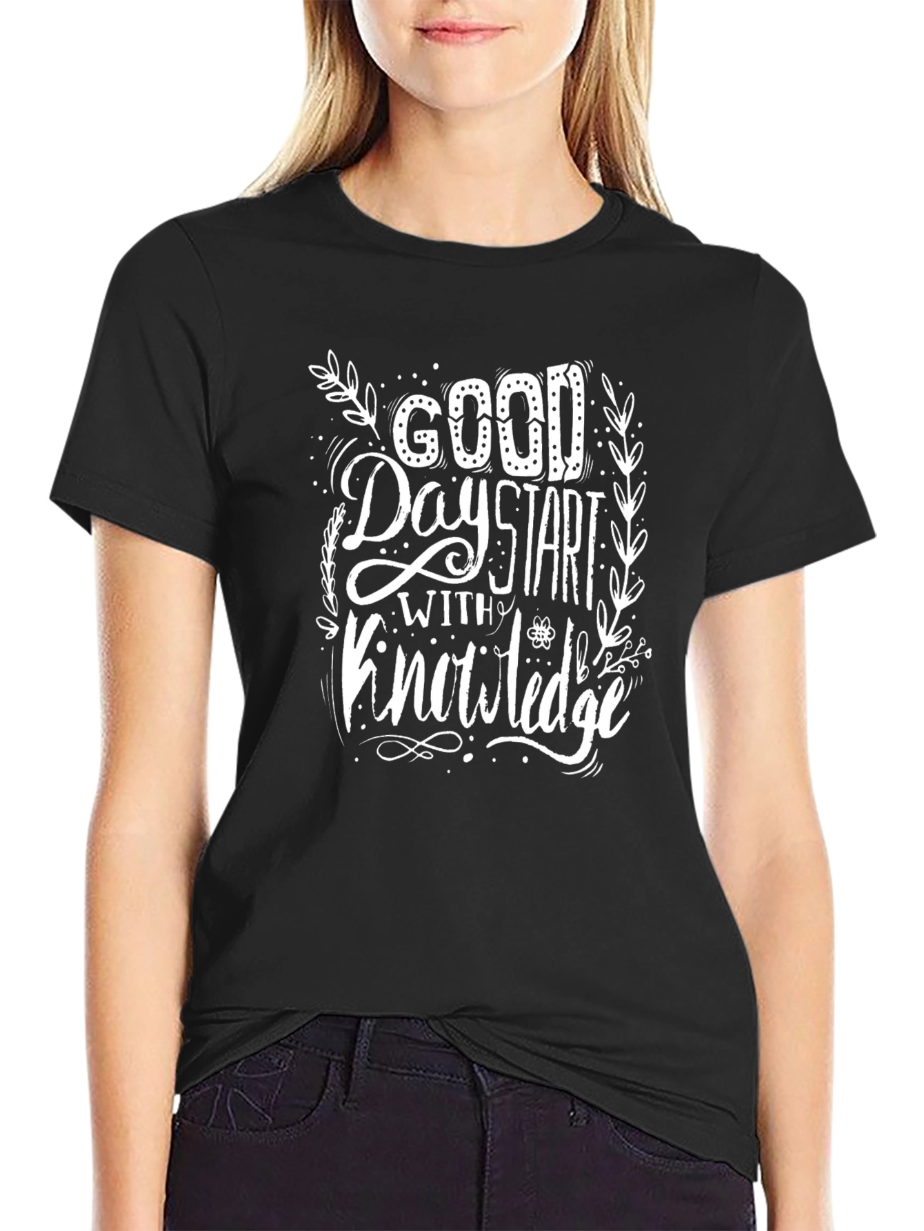 Camiseta Negra con Diseño Good Day Start With Knowledge