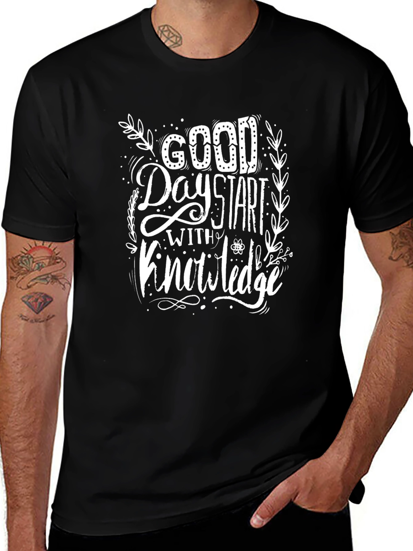 Camiseta Negra con Diseño Good Day Start With Knowledge