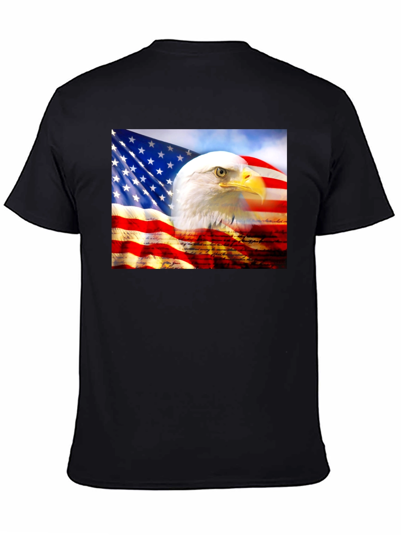 Camiseta Negra con Diseño de Águila y Bandera Americana