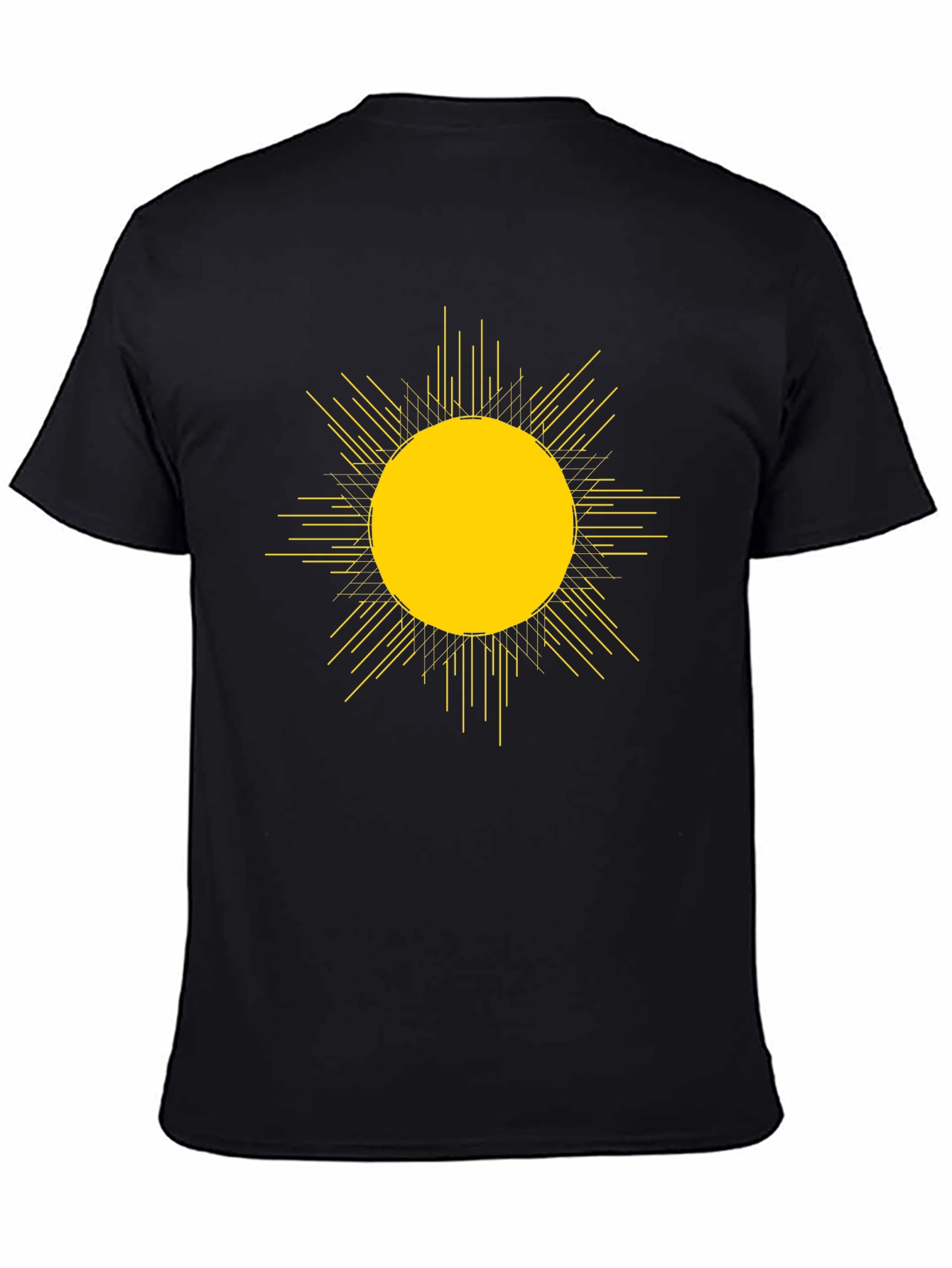 Camiseta Negra con Diseño de Sol Abstracto Amarillo