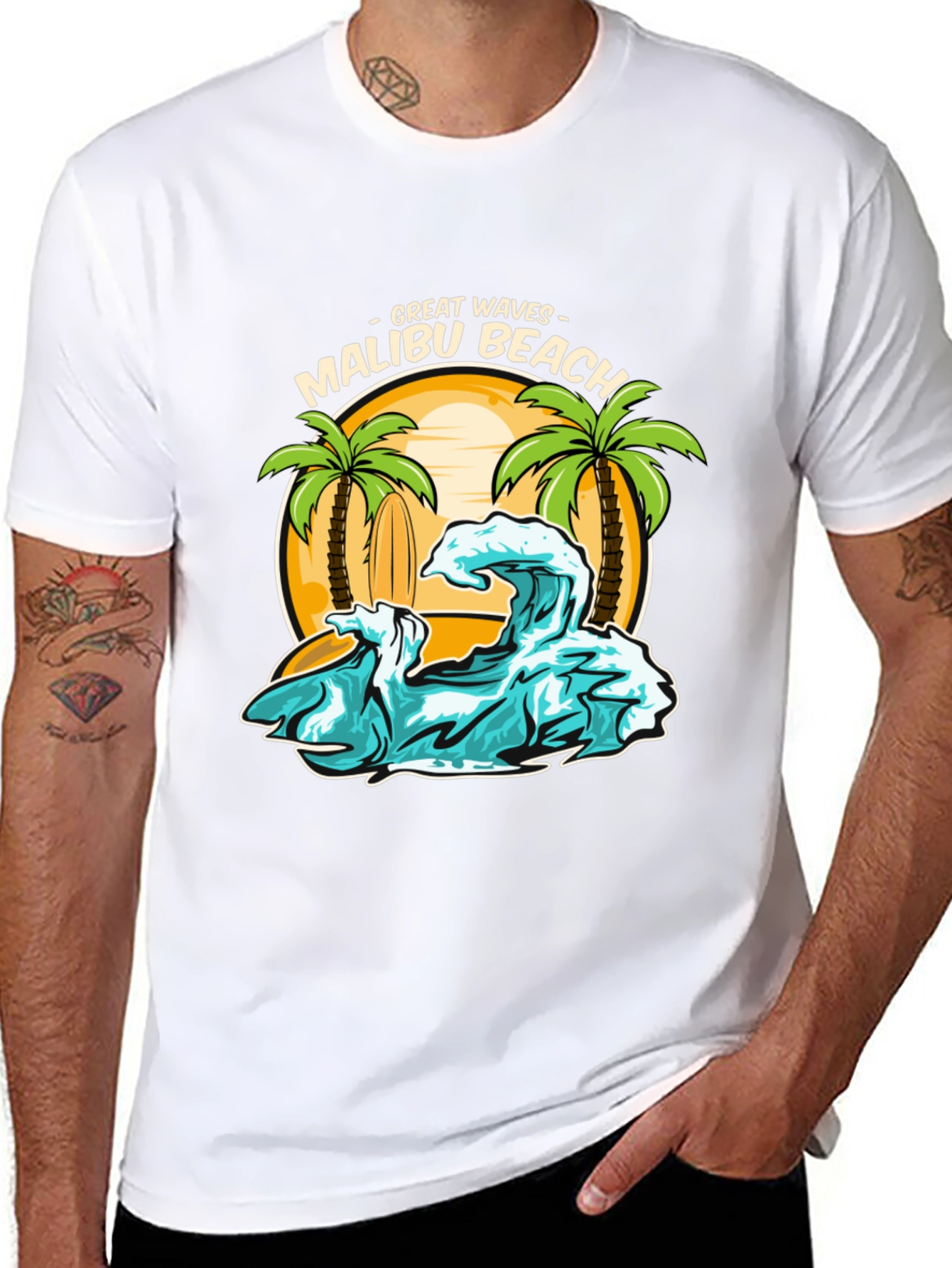 Camiseta Negra Malibu Beach - Ondas Geniales