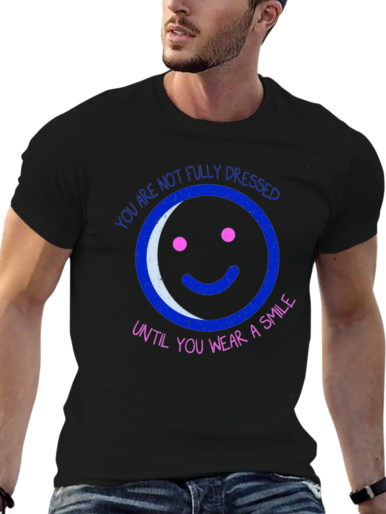 Camiseta Negra con Diseño Gráfico de Sonrisa