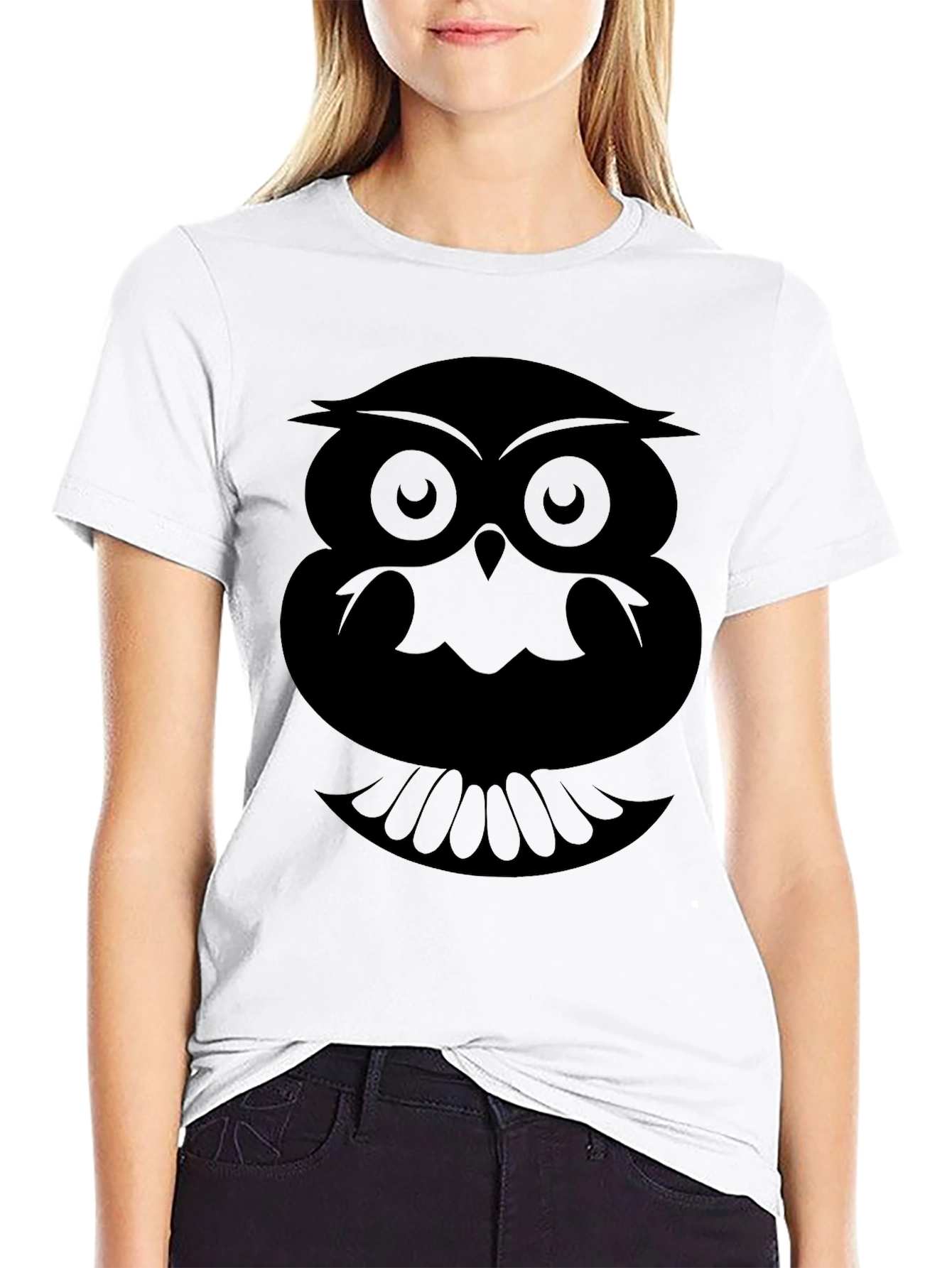 Camiseta Negra con Estampado de Búho Abstracto