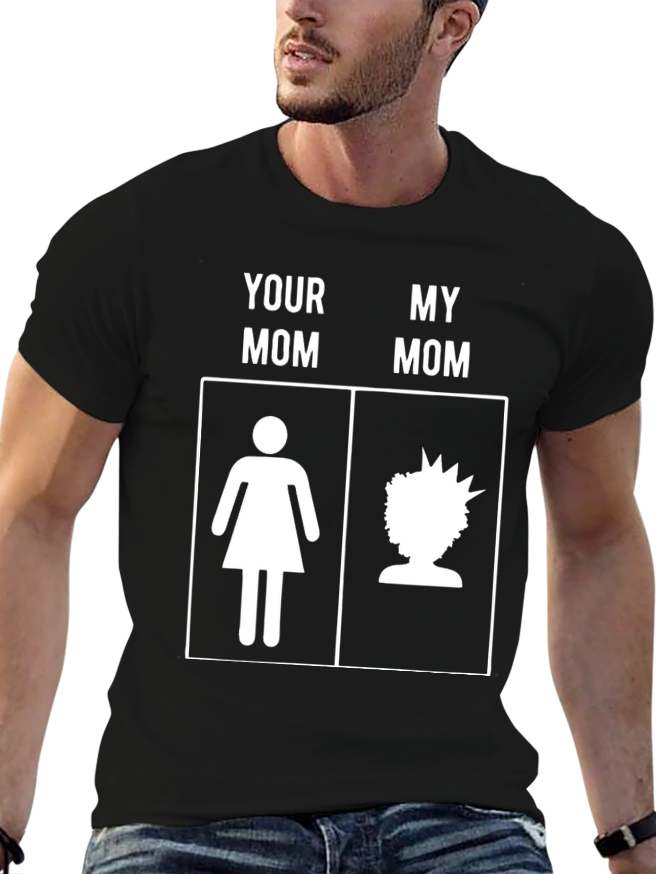Camiseta Negra Humorística Mi Mamá vs Tu Mamá