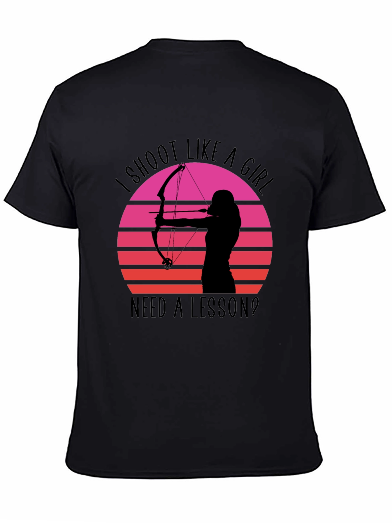 Camiseta Negra Arquera Retro: ¡Dispara como una Chica!