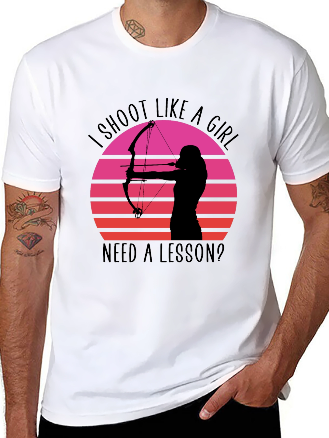 Camiseta Negra Arquera Retro: ¡Dispara como una Chica!