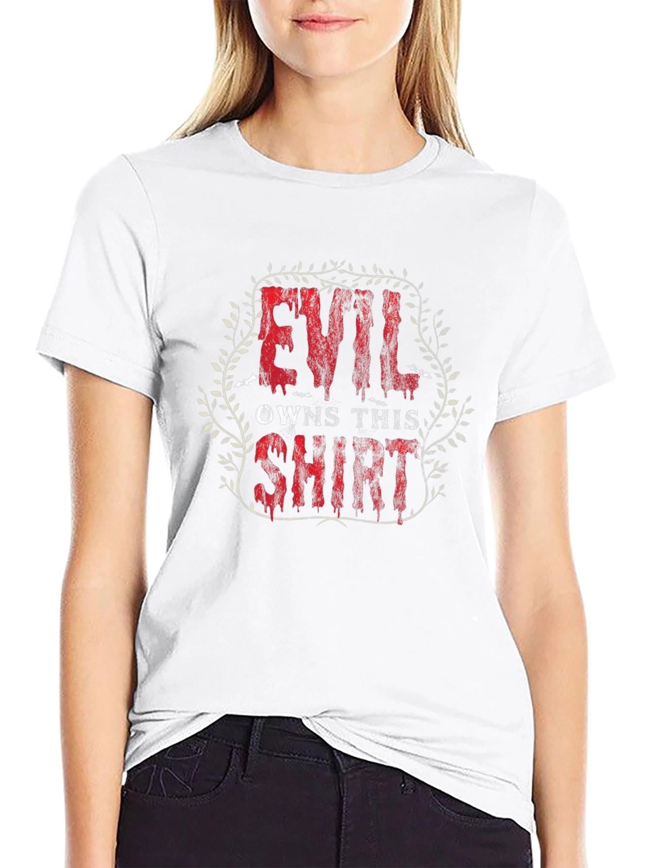 Camiseta Negra Evil Owns This Shirt