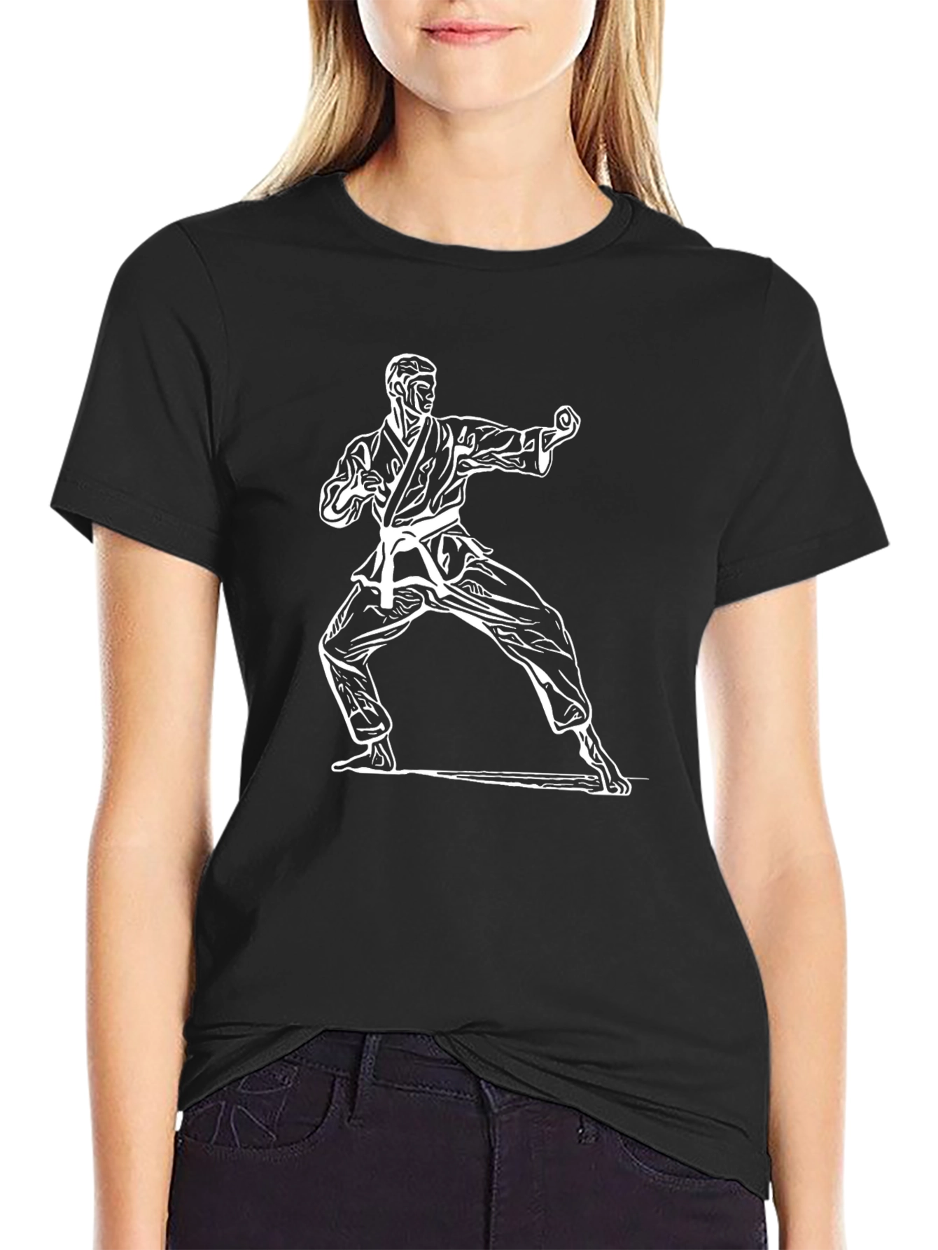 Camiseta Negra con Diseño de Karate