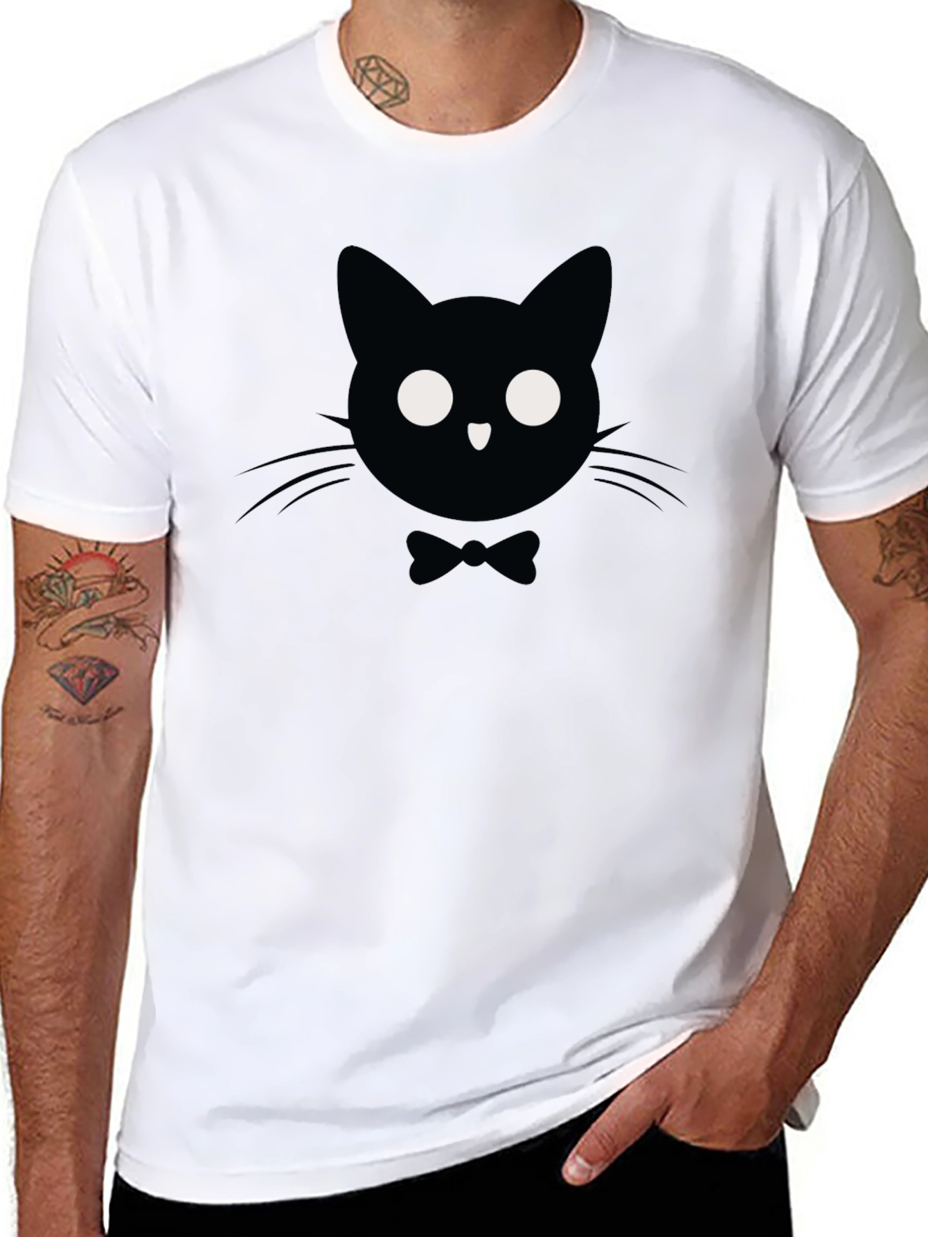 Camiseta Negra con Gato Elegante