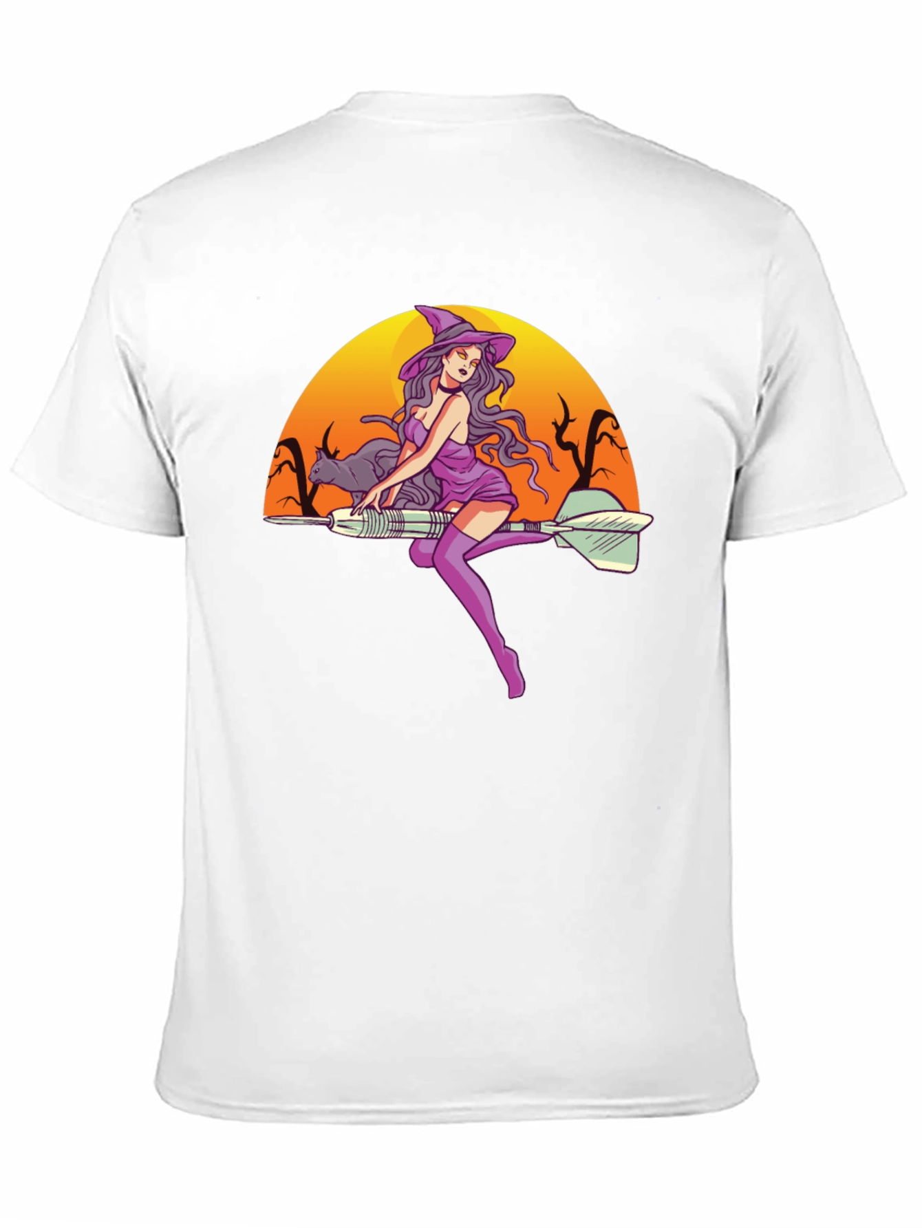 Camiseta Negra Diseño Bruja Dardos