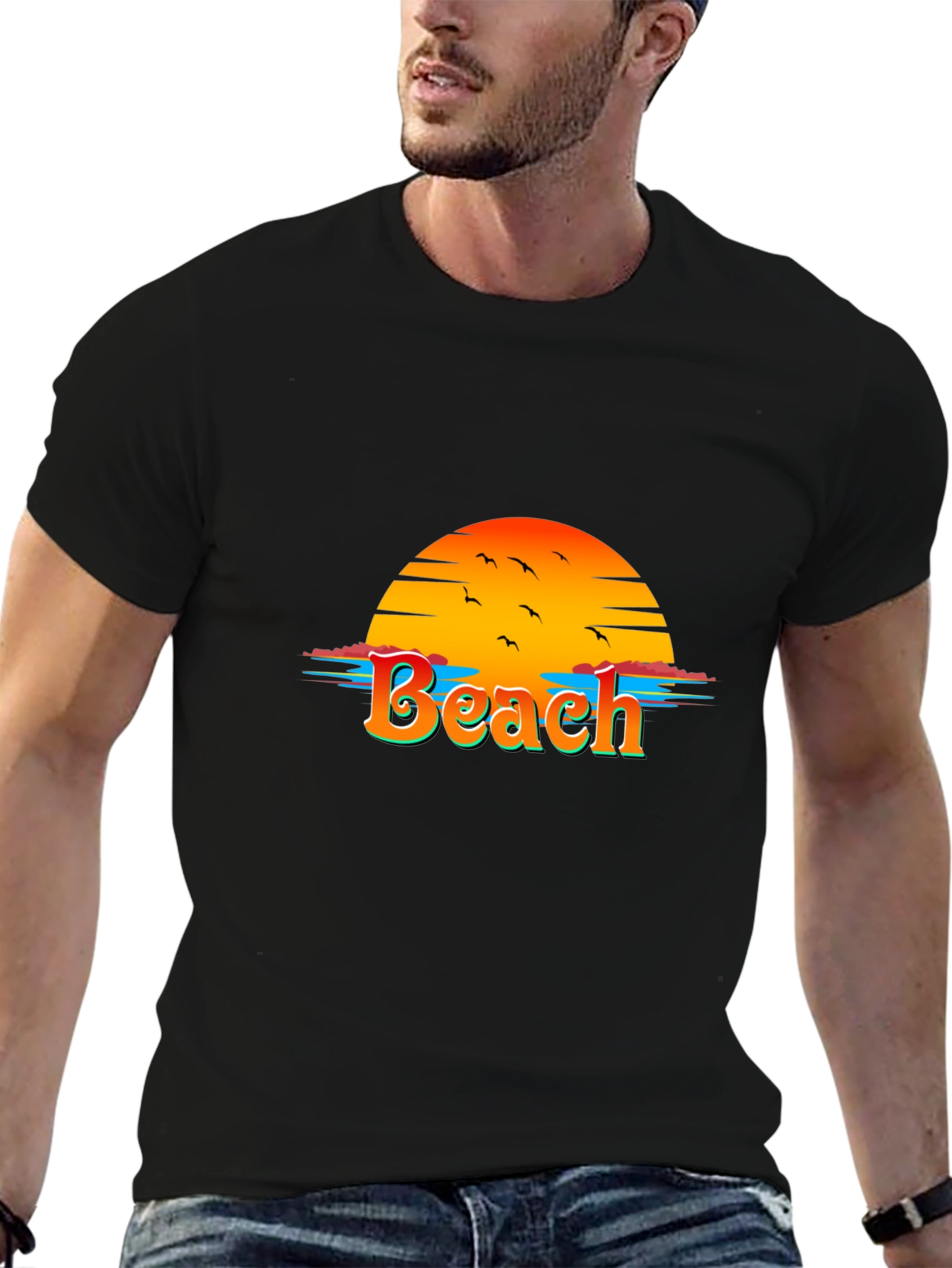 Camiseta Negra con Diseño de Playa al Atardecer