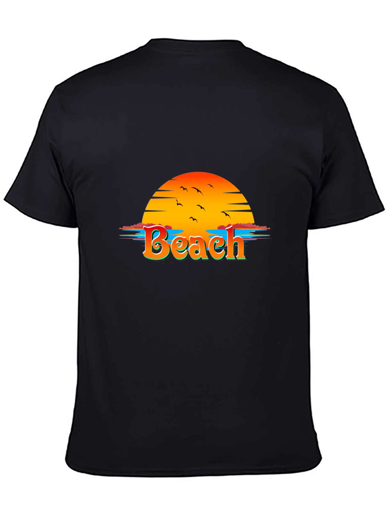 Camiseta Negra con Diseño de Playa al Atardecer