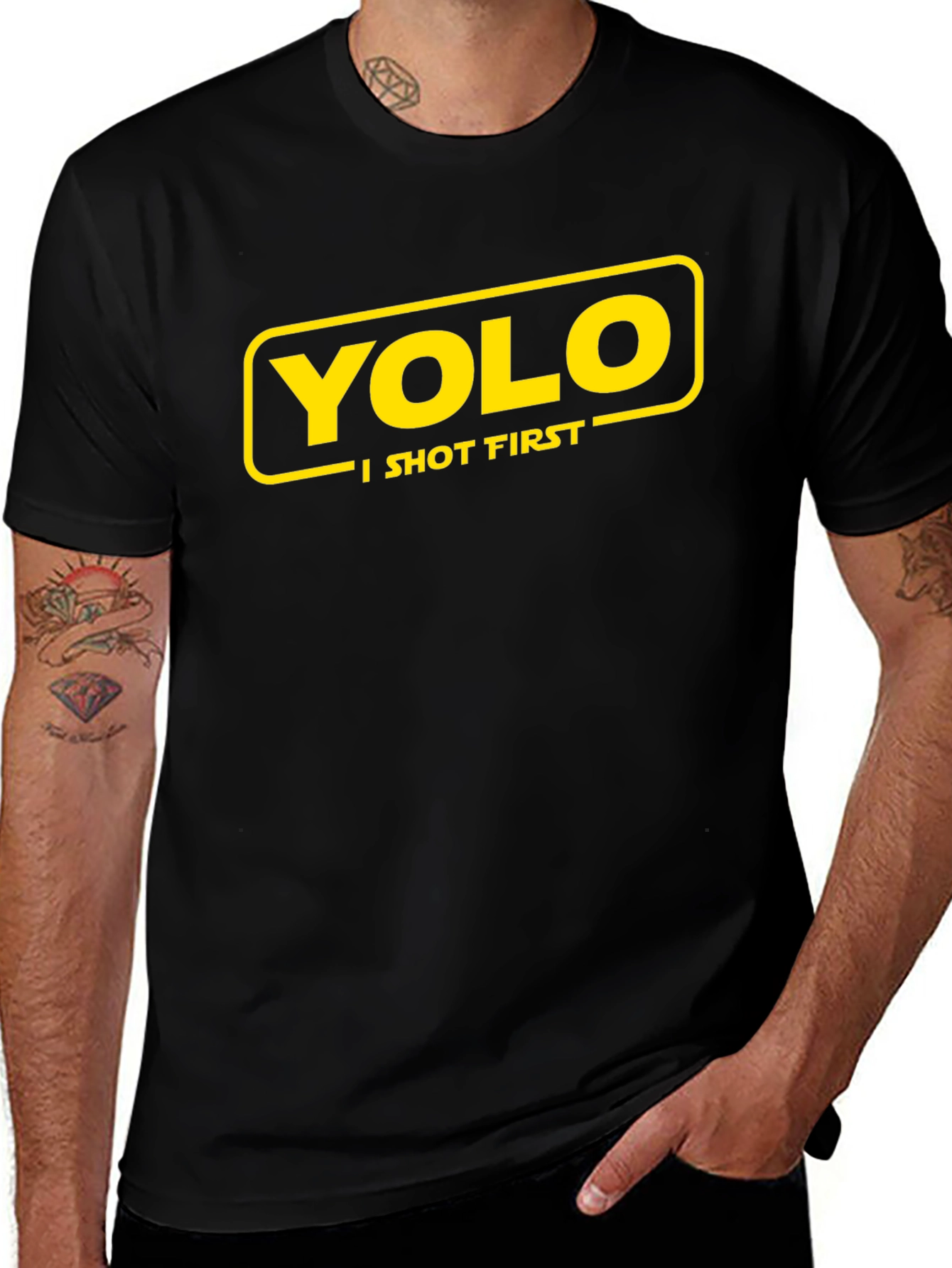 Camiseta Negra YOLO I Shot First Original