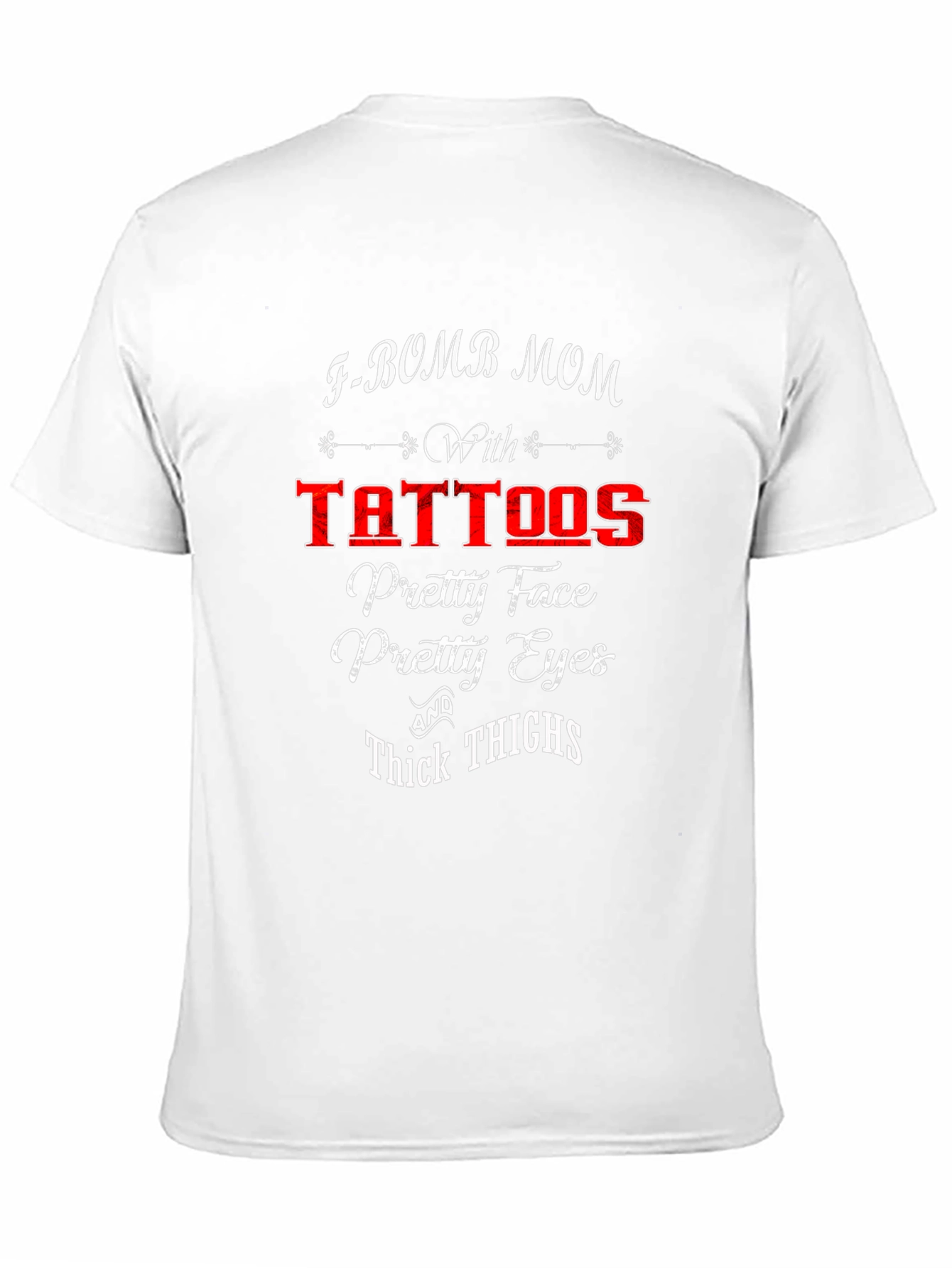 Camiseta Negra con Diseño Gráfico para Mamás con Tatuajes