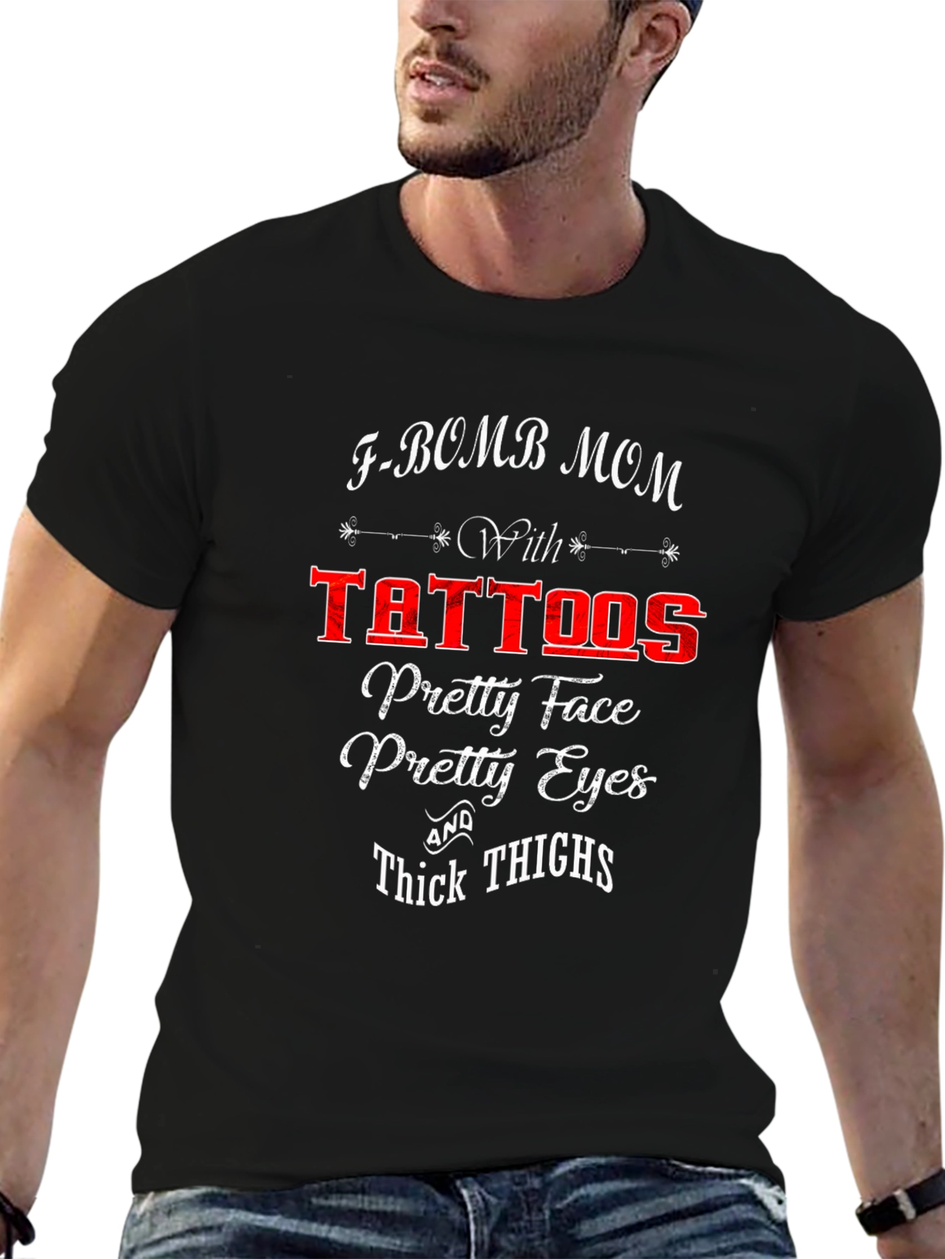 Camiseta Negra con Diseño Gráfico para Mamás con Tatuajes