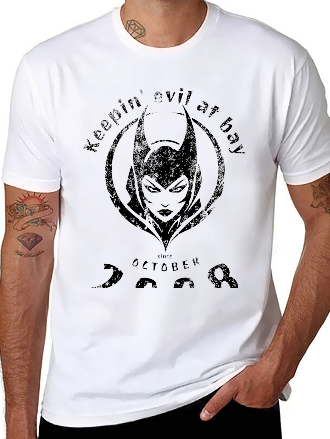 Camiseta Negra: Guardián del Mal Desde Octubre 2008