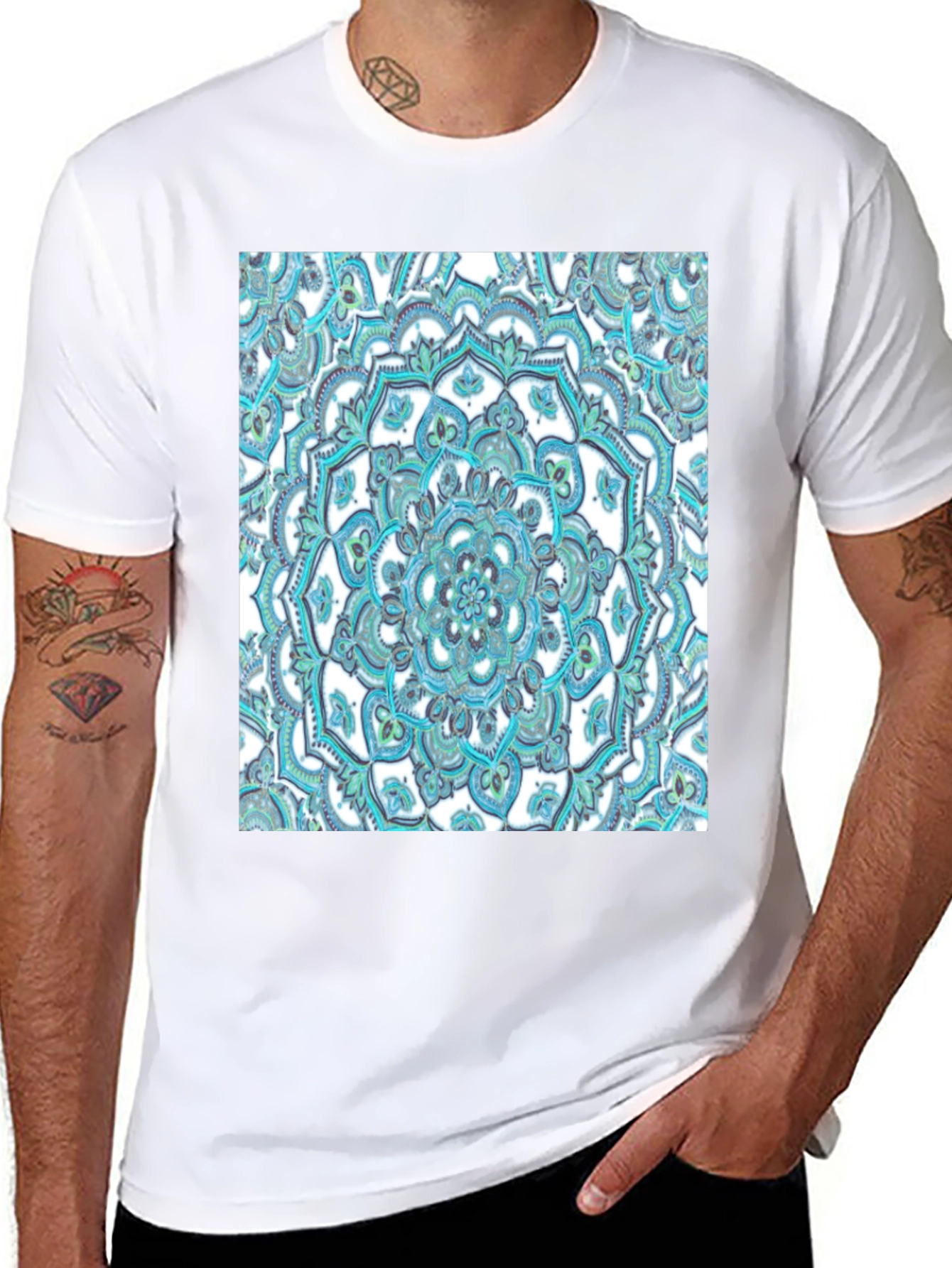 Camiseta Negra con Diseño Mandala Azul