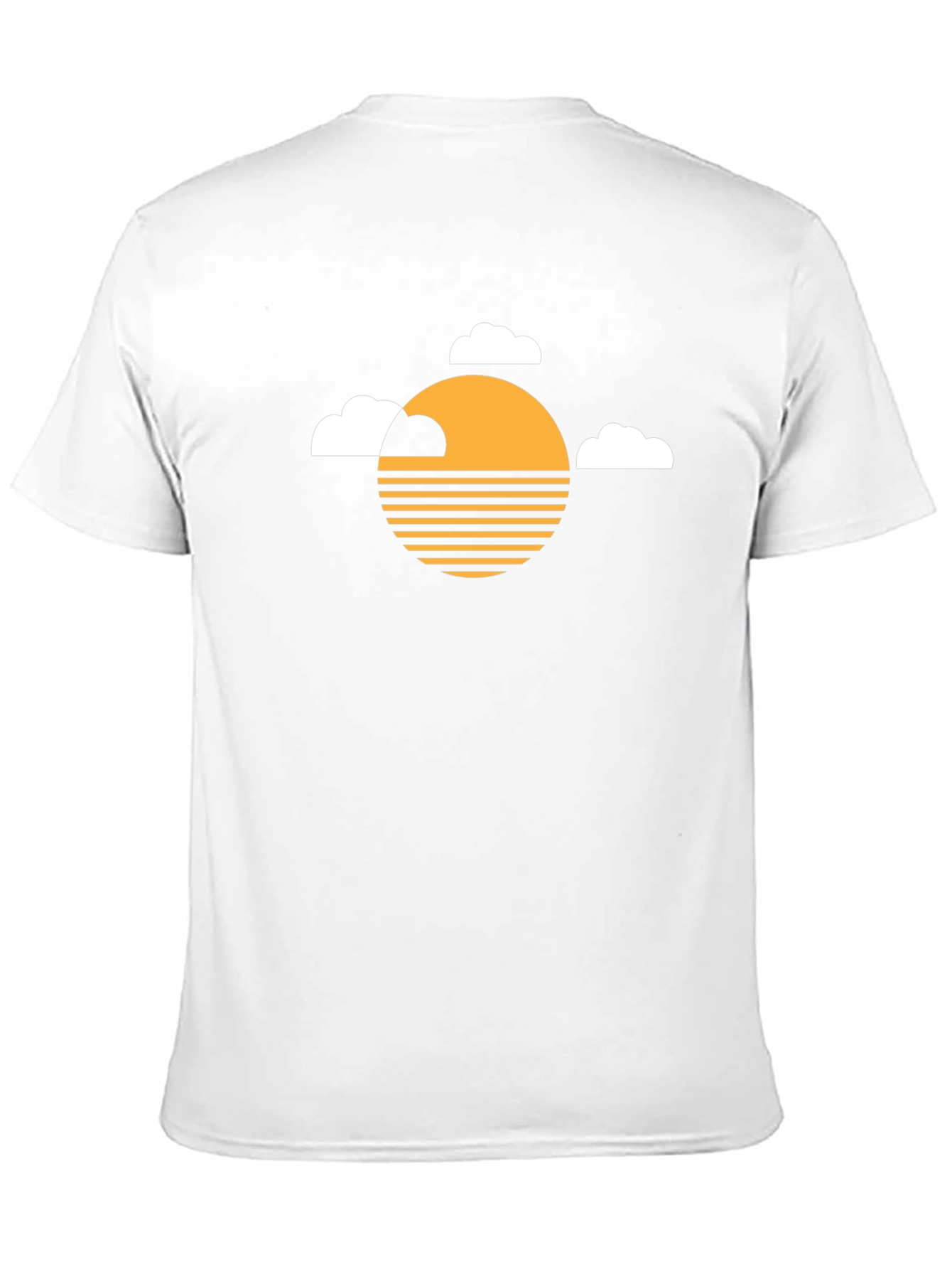 Camiseta Negra con Diseño de Sol y Nubes