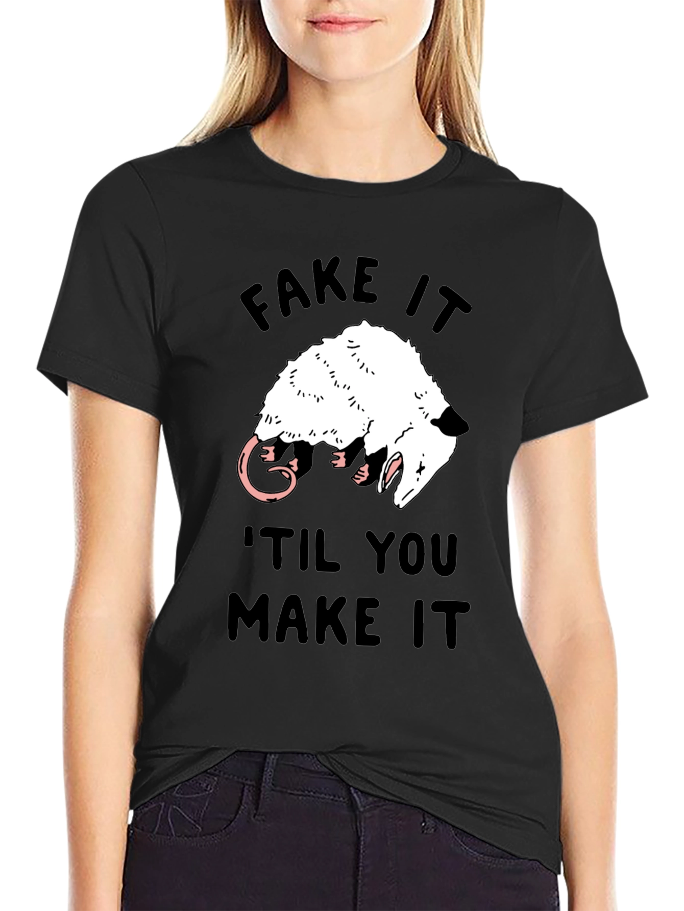 Camiseta Negra Fake It Til You Make It Zarigüeya