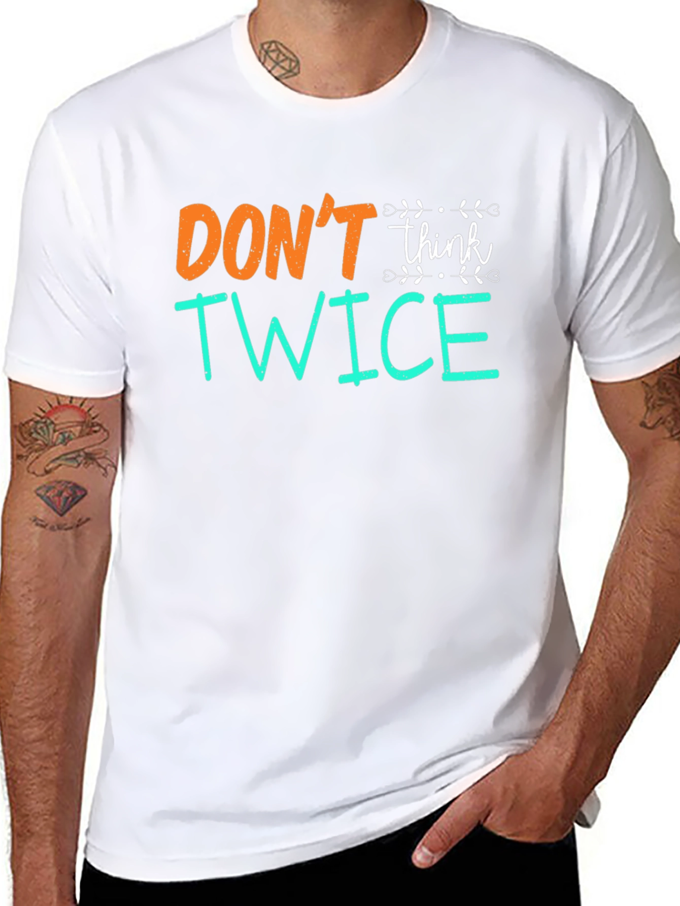 Camiseta Negra con Diseño No Pienses Dos Veces